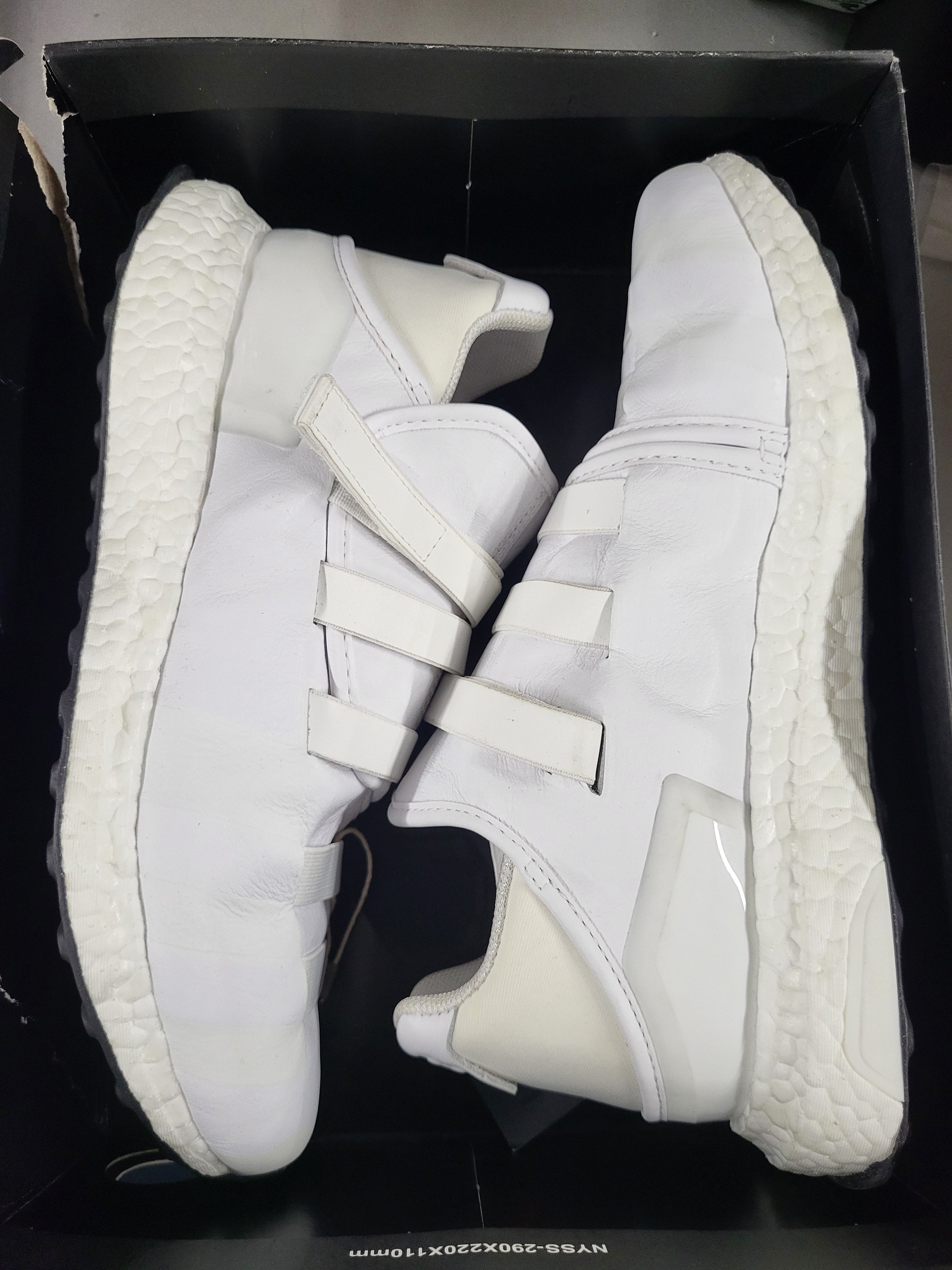 Adidas Y-3 (Womens Size 7.5)