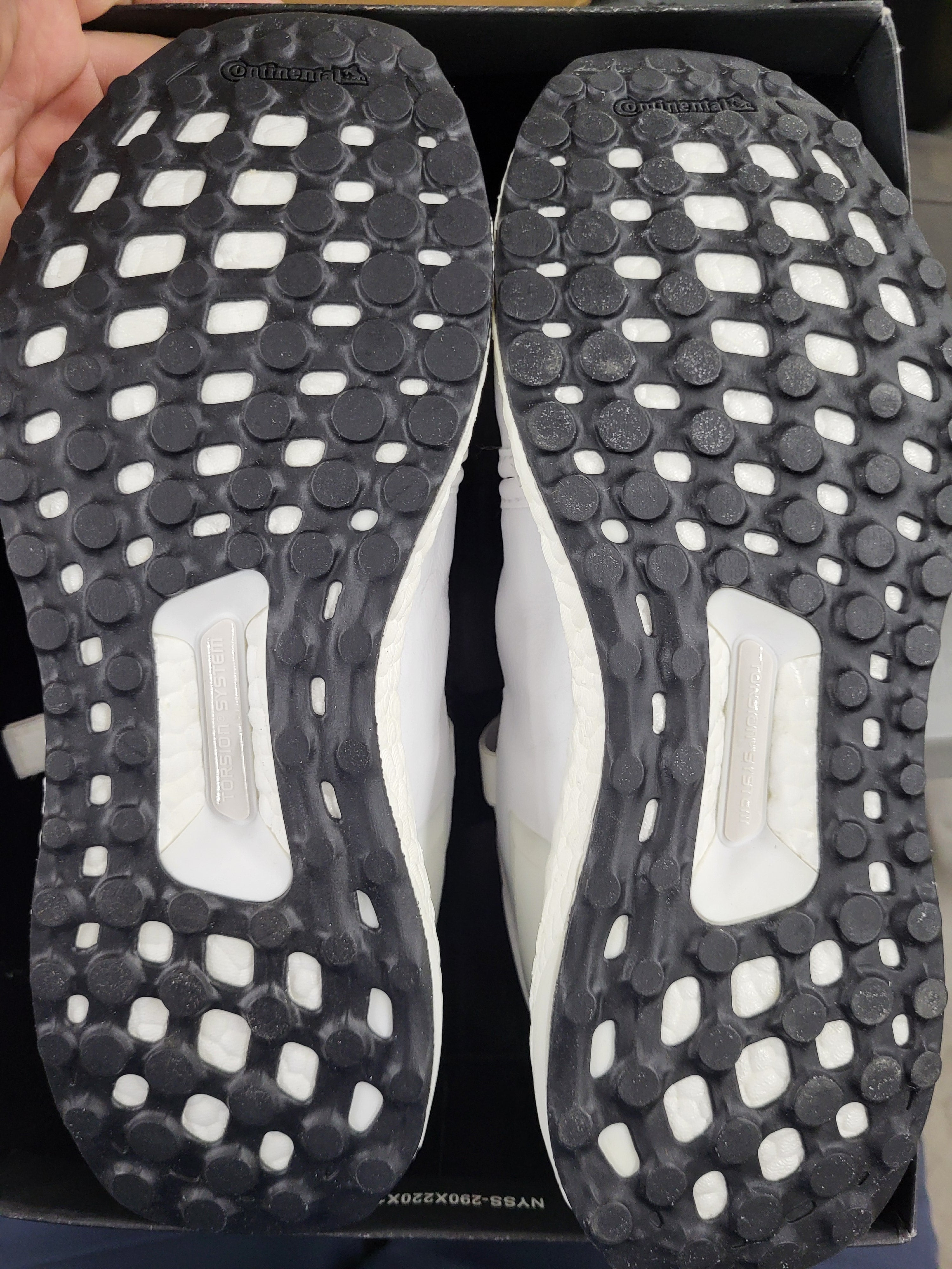 Adidas Y-3 (Womens Size 7.5)