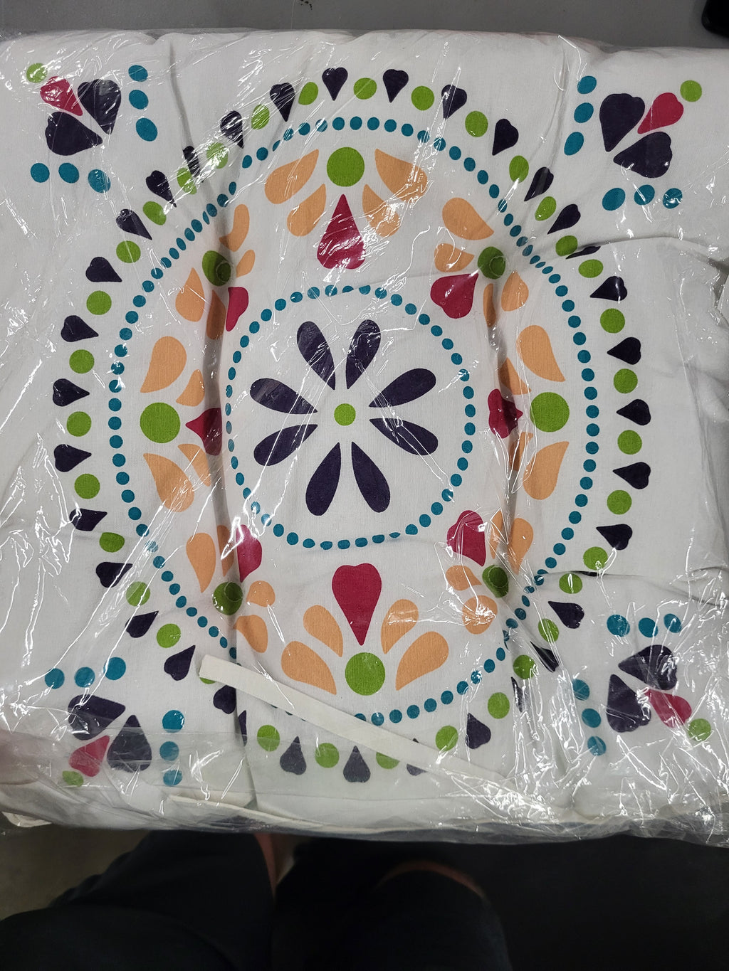 Outdoor/Indoor Seat Cushion 20x18x3 inches