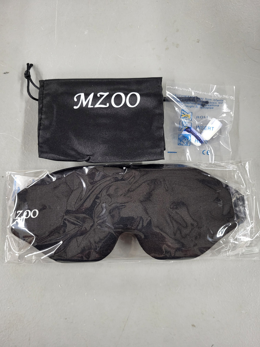 MZOO Luxury Sleep Eye Mask for Side Sleeper Men Women, Zero Eye Pressure 3D Sleeping Mask, Light Blocking Patented Design Night Blindfold, Soft Eye Shade Cover for Travel, Black