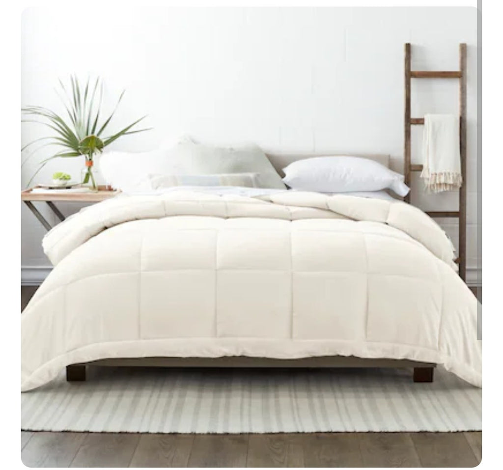 Ienjoy All Weather Down Alternatice Comforter (King/Cal King)