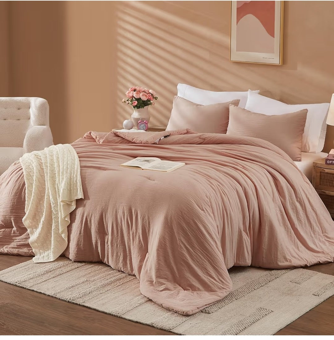 Wrensonge 3pc Comforter Set (Dusty Pink)