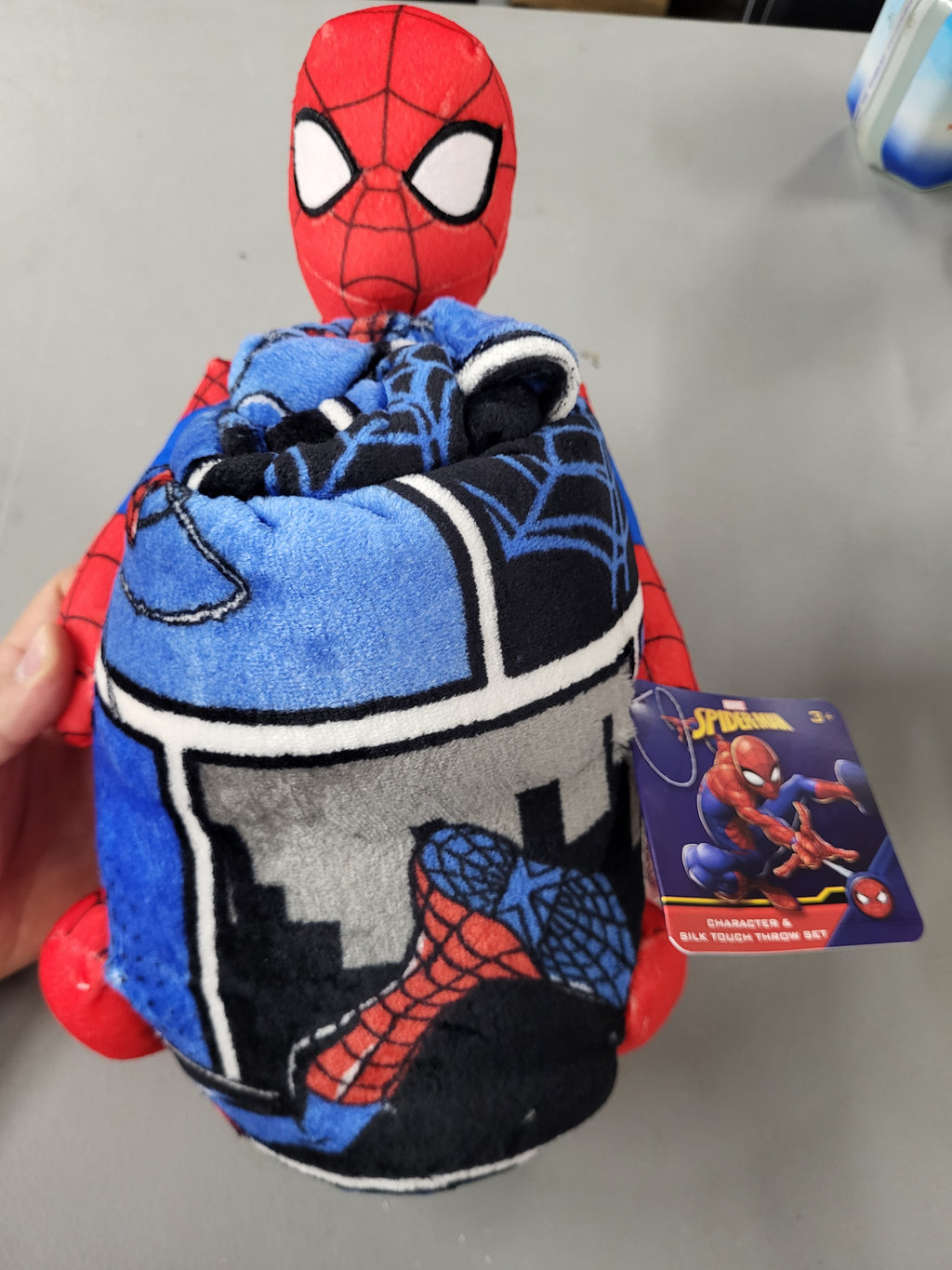 Spider-Man Plush Hugger and Throw Blanket Set