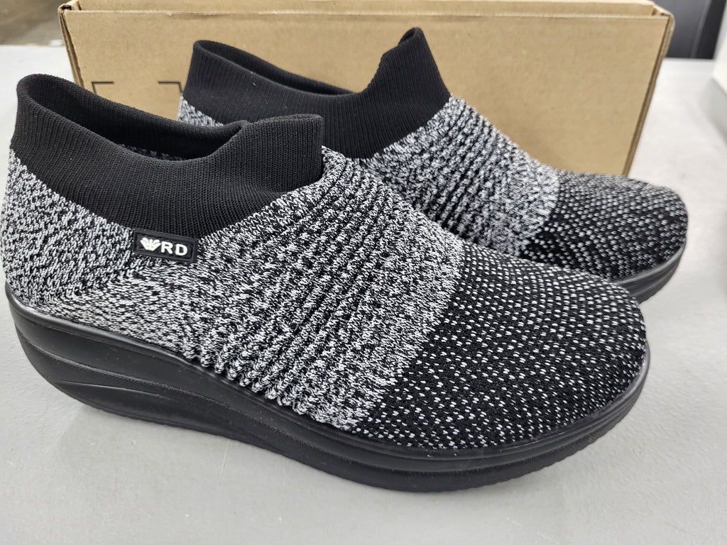 Slip On Walking Shoe (Size 9.5)