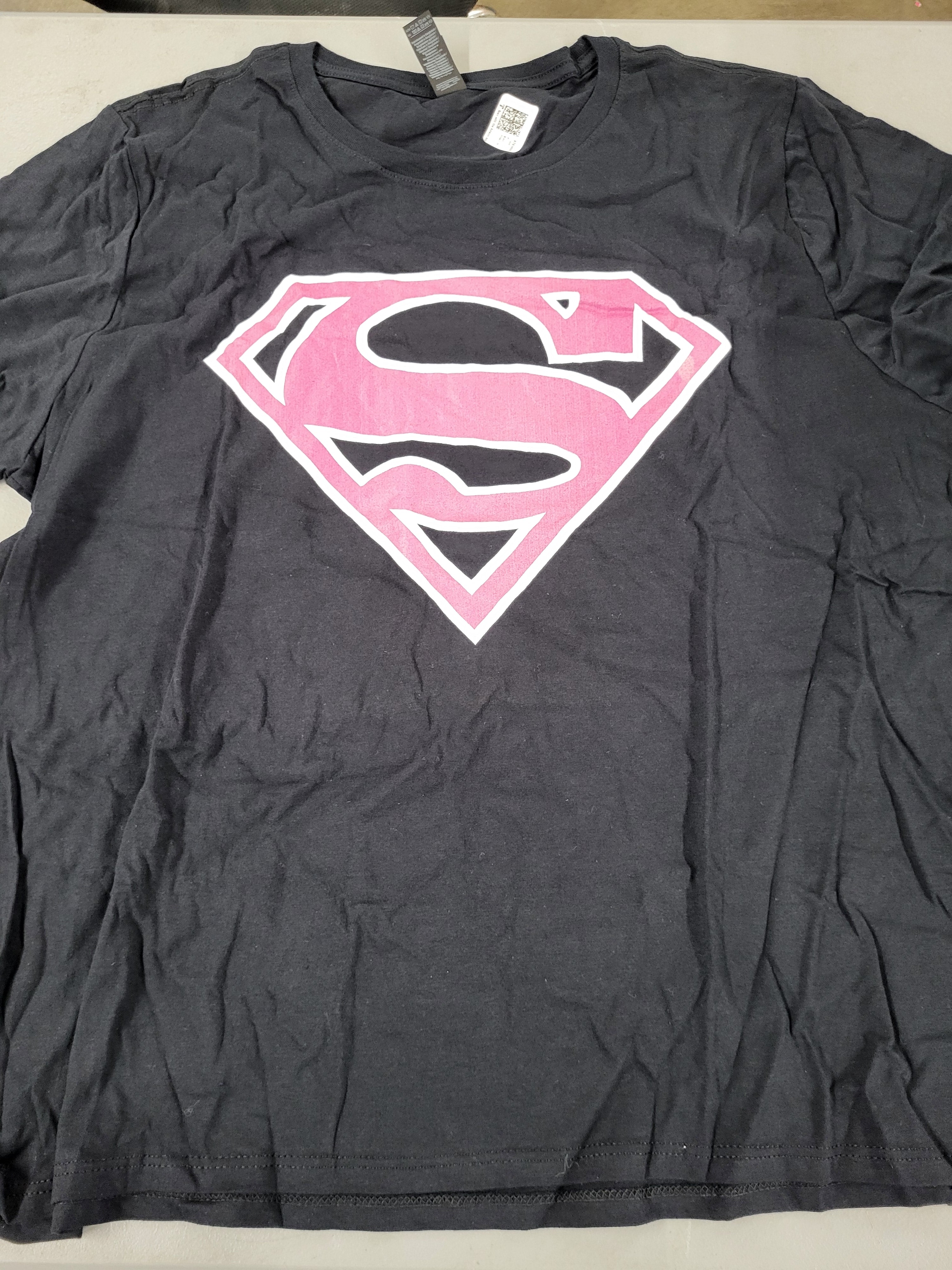 Supergirl T-Shirt (Size Women's 2XL)