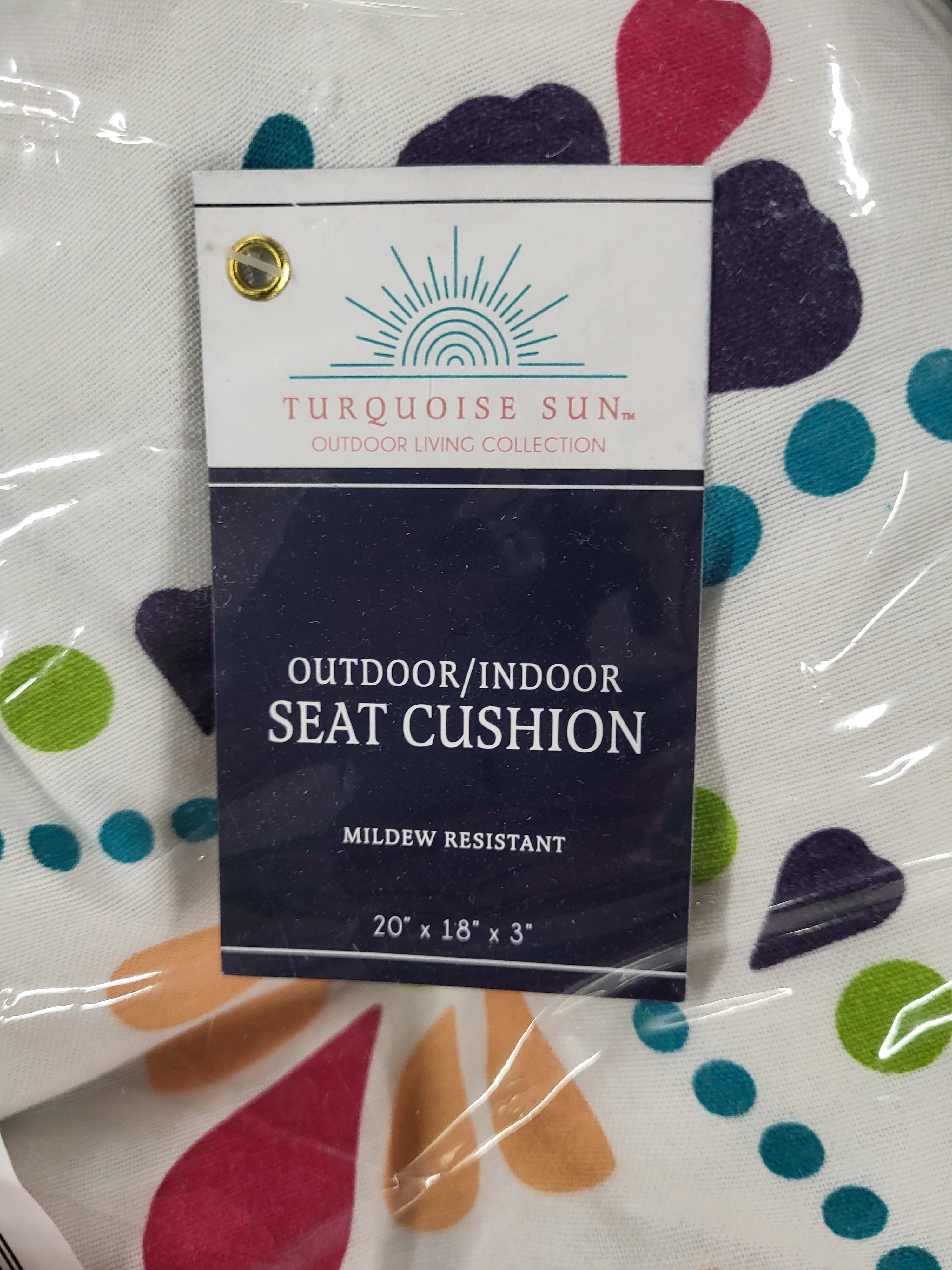 Outdoor/Indoor Seat Cushion 20x18x3 inches