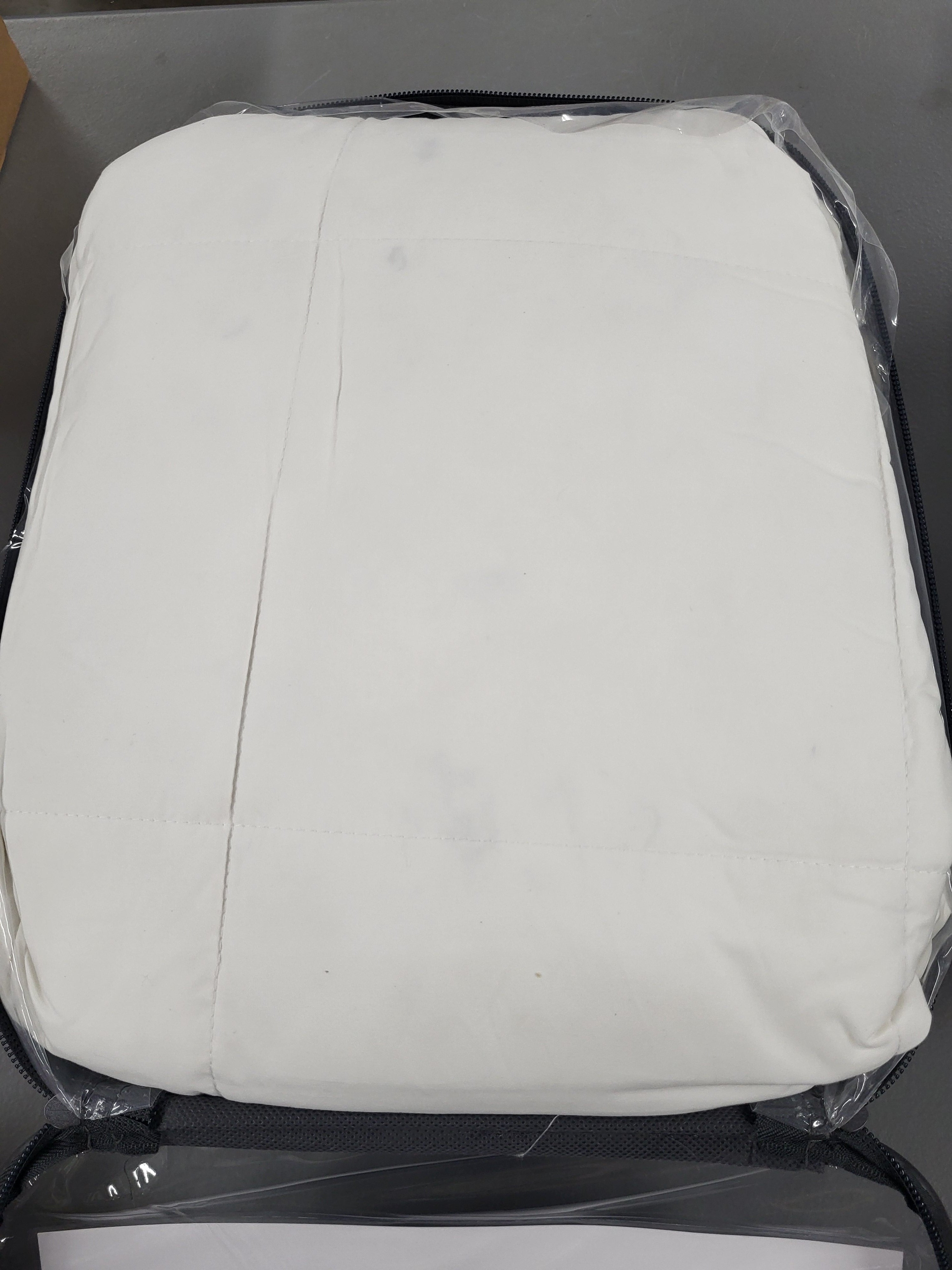 puredown® Blankets King Size - Soft Lightweight Down Blanket for Bed, Cozy Warm Luxury Bed Blanket with Satin Trim, White (108"X90")