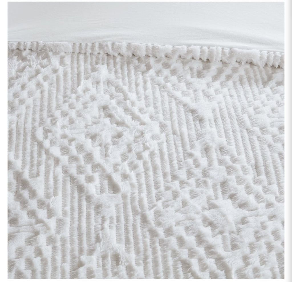 Woolrich Gray Coverlet Set (King/Cal King)