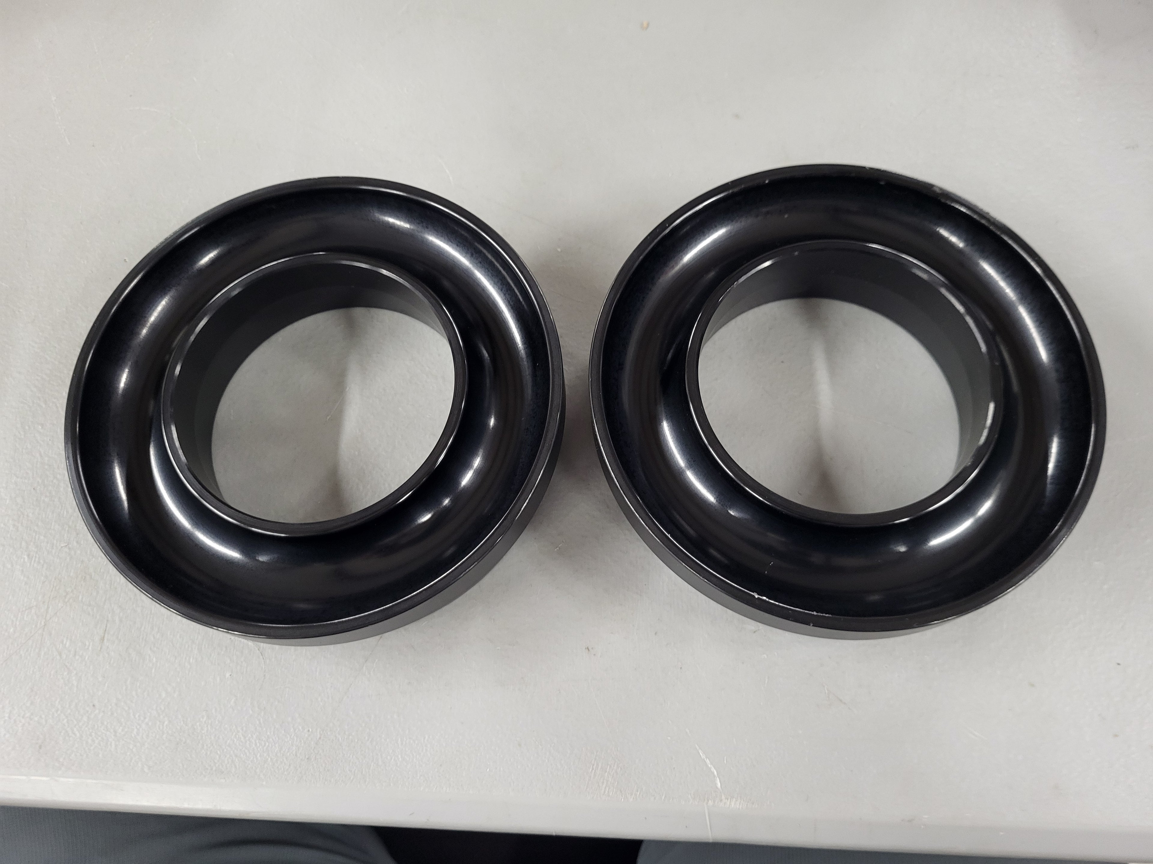 2inch Front Leveling Kit 1999-2006 Chevy/GMC (2WD Only)