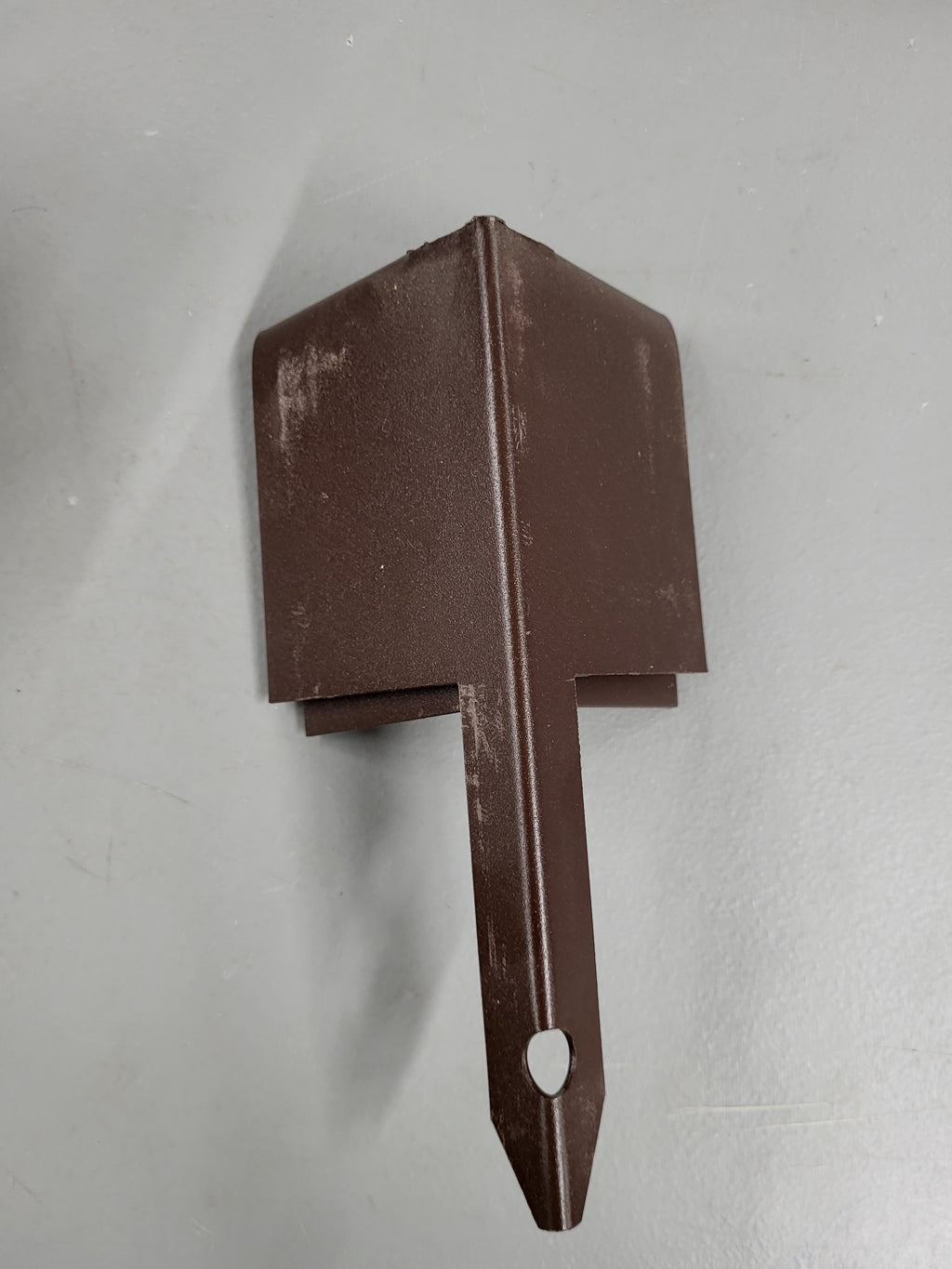 Textured Corner Stakes 8in x 14ga (4 pack)