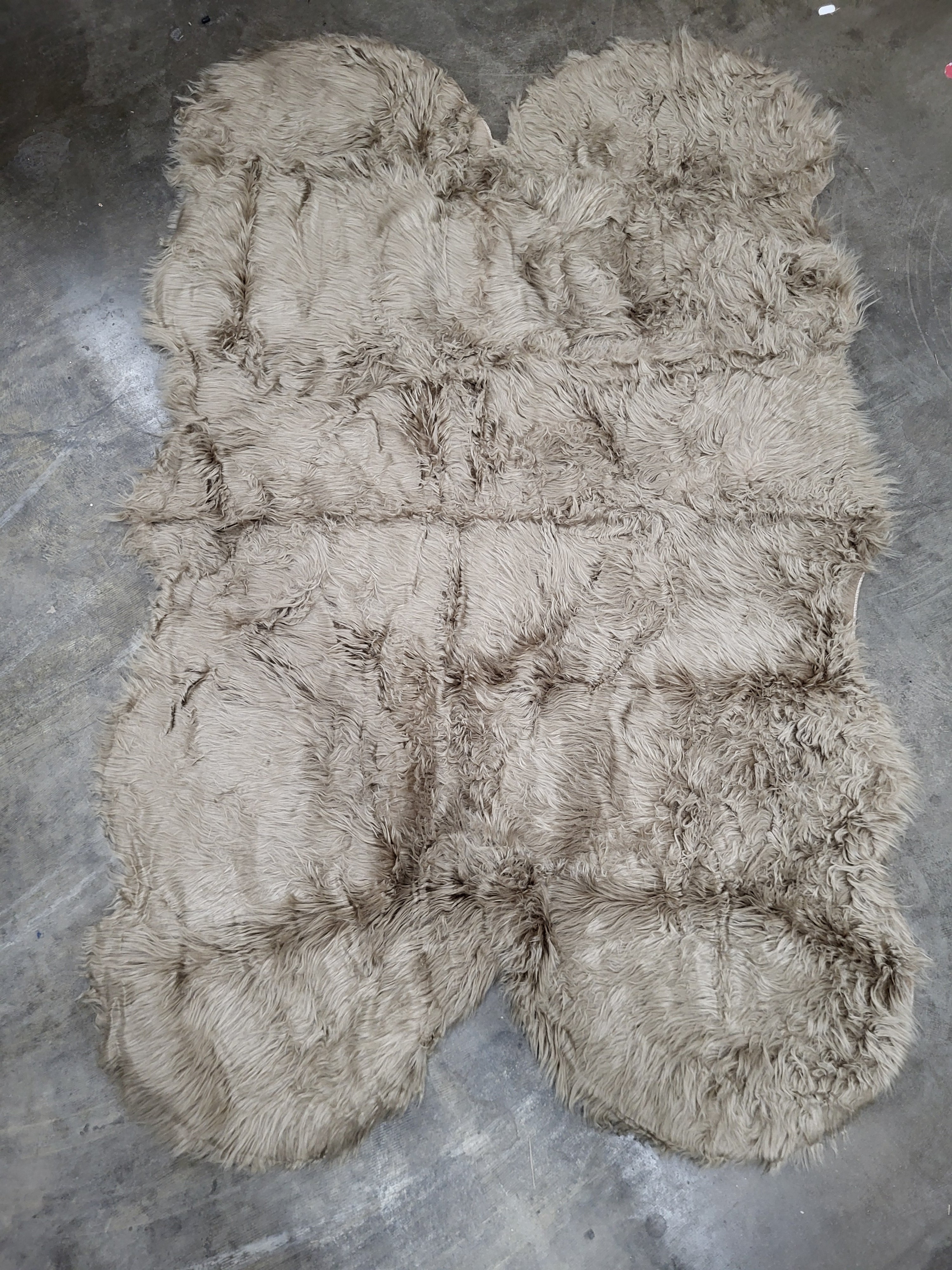 ORINOVA Beige Shag Faux Sheepskin Washable 4X6 Fur Rug for Living Room Bedroom Fluffy Furry Area Rug Rectangle Nursery Decor Rug