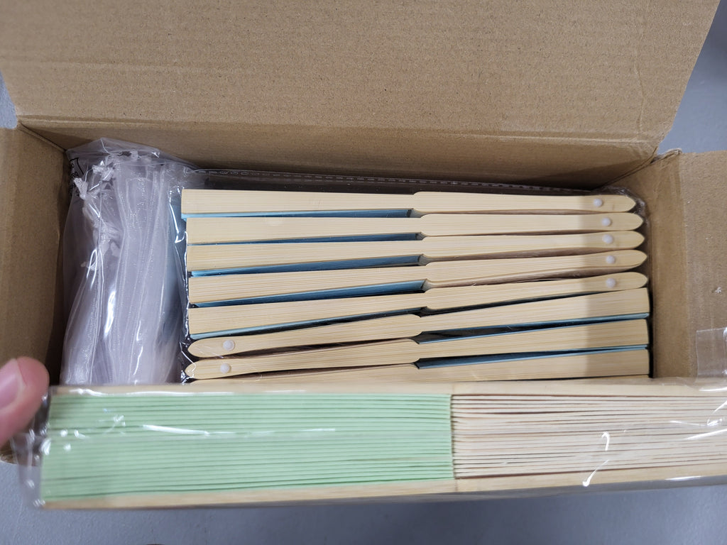 Folding Paper Fans (50 count)