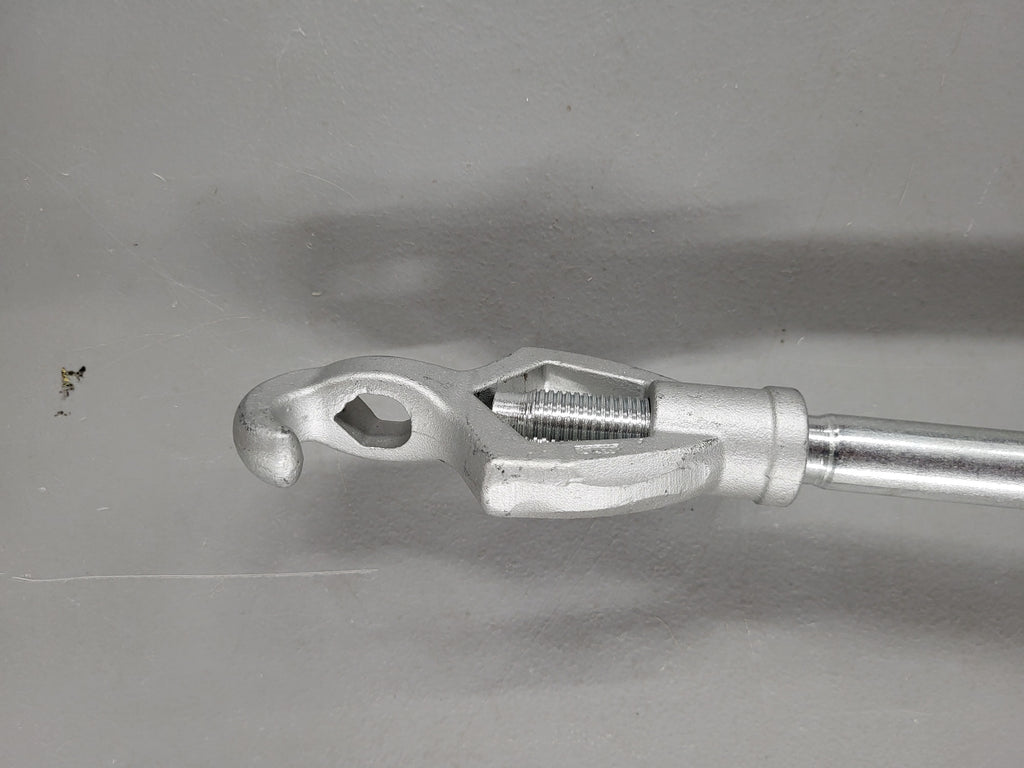 Adjustable Hydrant Wrench