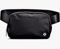 Lululemon Everywhere Belt Bag