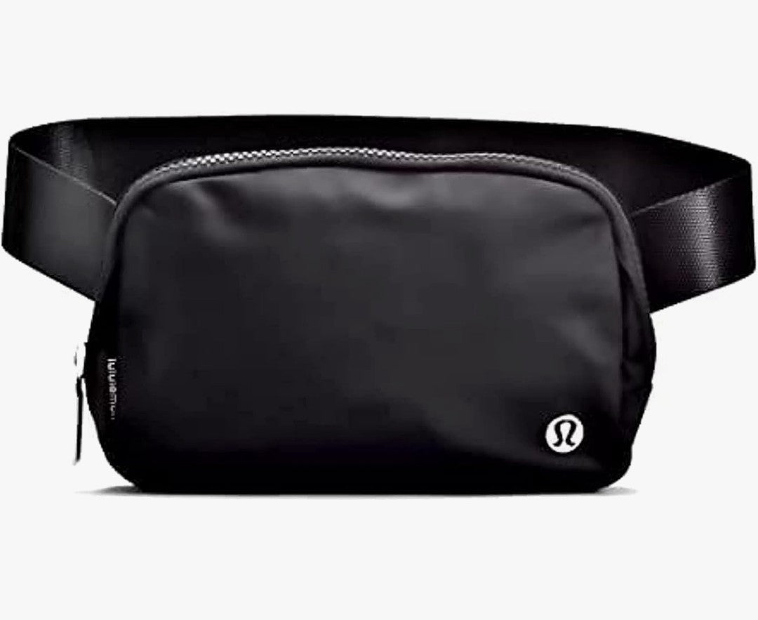 Lululemon Everywhere Belt Bag