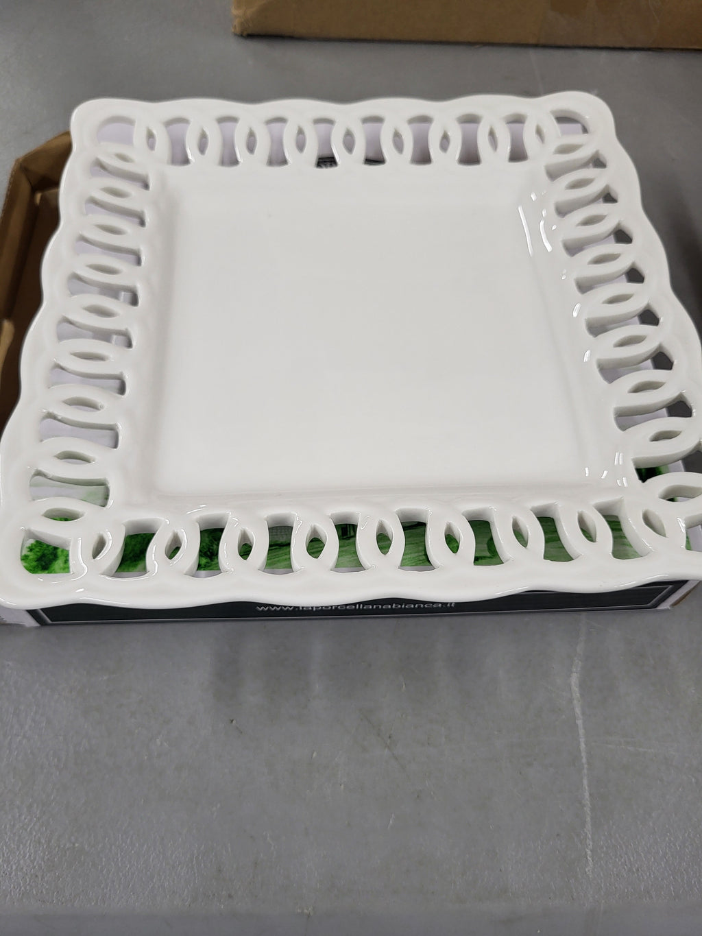 La Porcellana Bianca Firenze Carved Square Plate