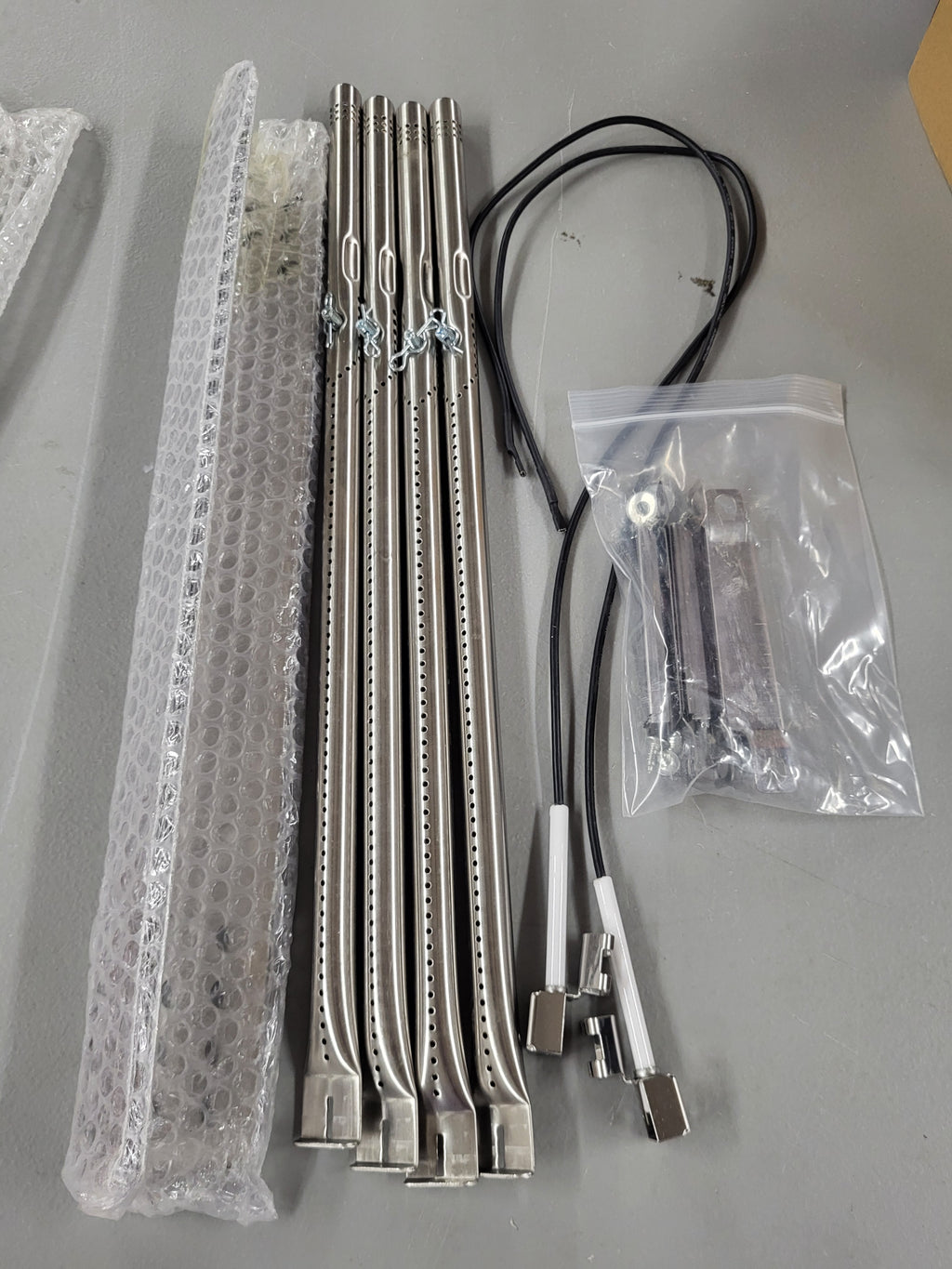 Grill Replacement Parts for Charbroil Performance 4 Burner 463342119, 463332718, 463347017, 463361017, 463673017, 463376018P2, G470-5200-W1 Burner G470-0004-W1A Heat Plate for 463342119, 463332718