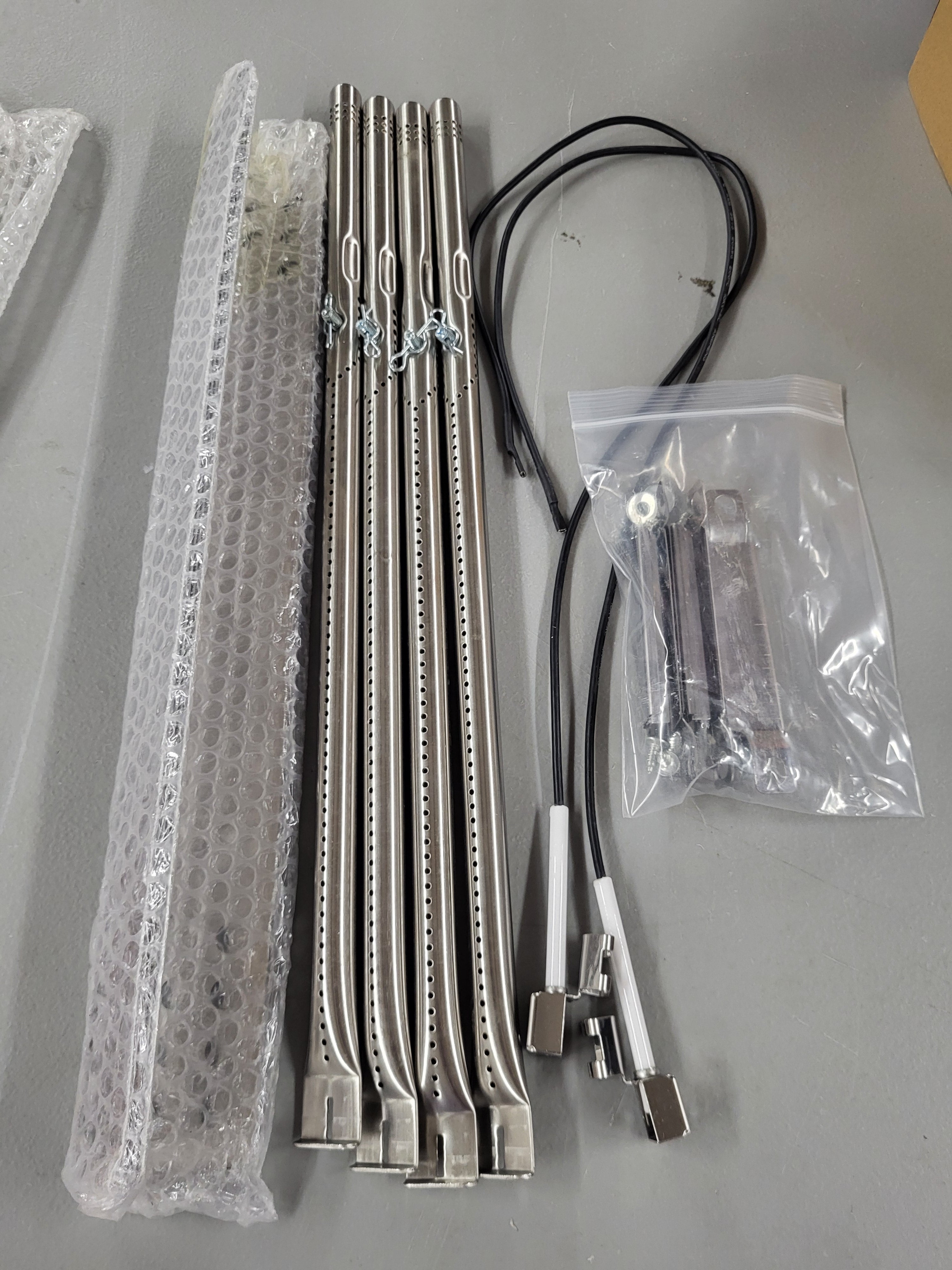 Grill Replacement Parts for Charbroil Performance 4 Burner 463342119, 463332718, 463347017, 463361017, 463673017, 463376018P2, G470-5200-W1 Burner G470-0004-W1A Heat Plate for 463342119, 463332718