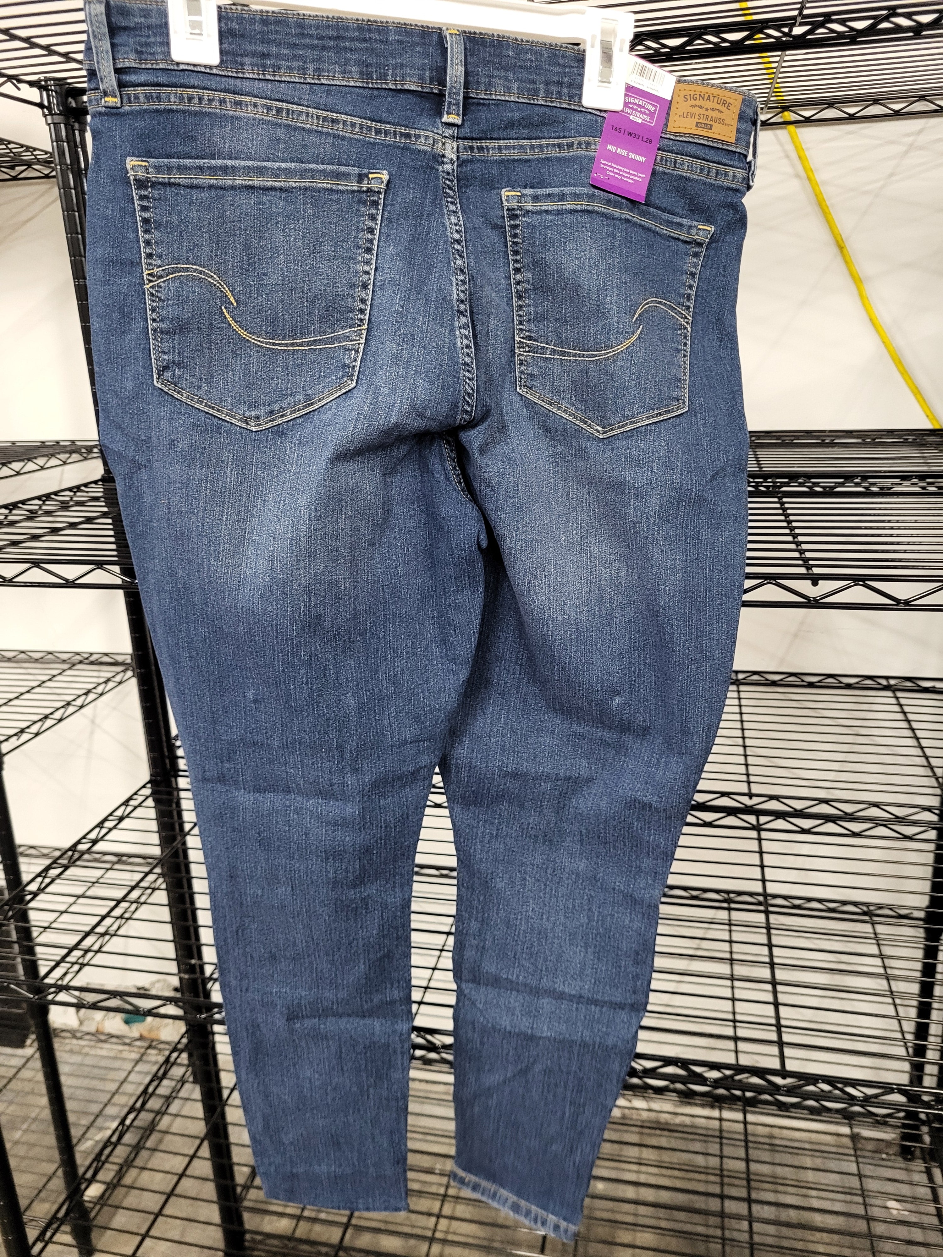 Mid-Rise Skinny Levi Signature Gold (16S)
