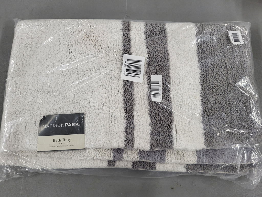 Madison Park Bath Rug 27in x 45in (Grey)
