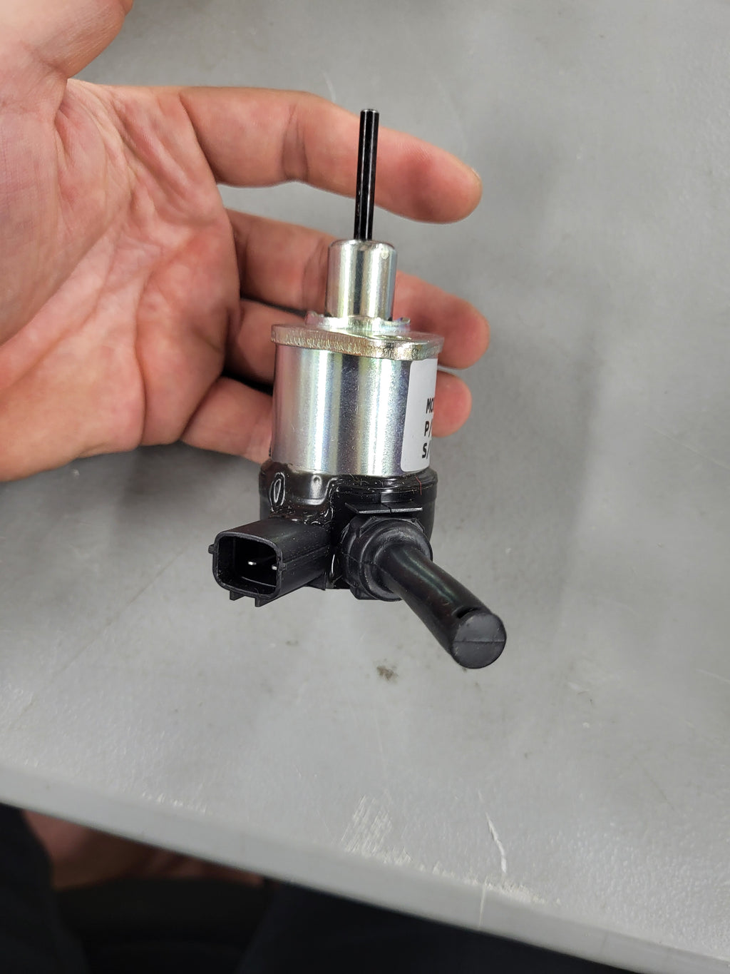 Fuel Shut Off Solenoid Replacement for Kubota (1G772-60012