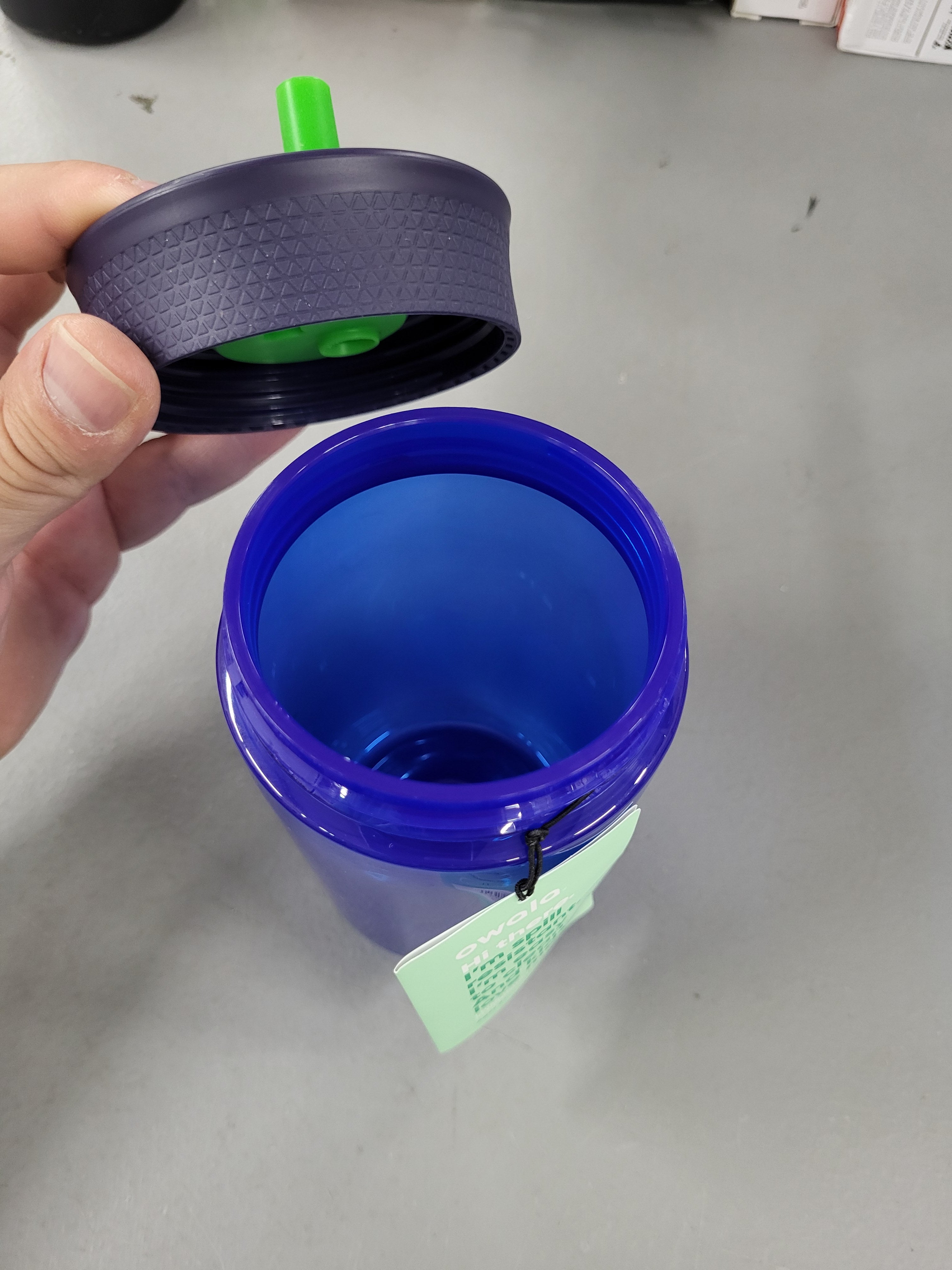 Owala Kids Tumbler with Flexible Straw (Missing Inner Straw)