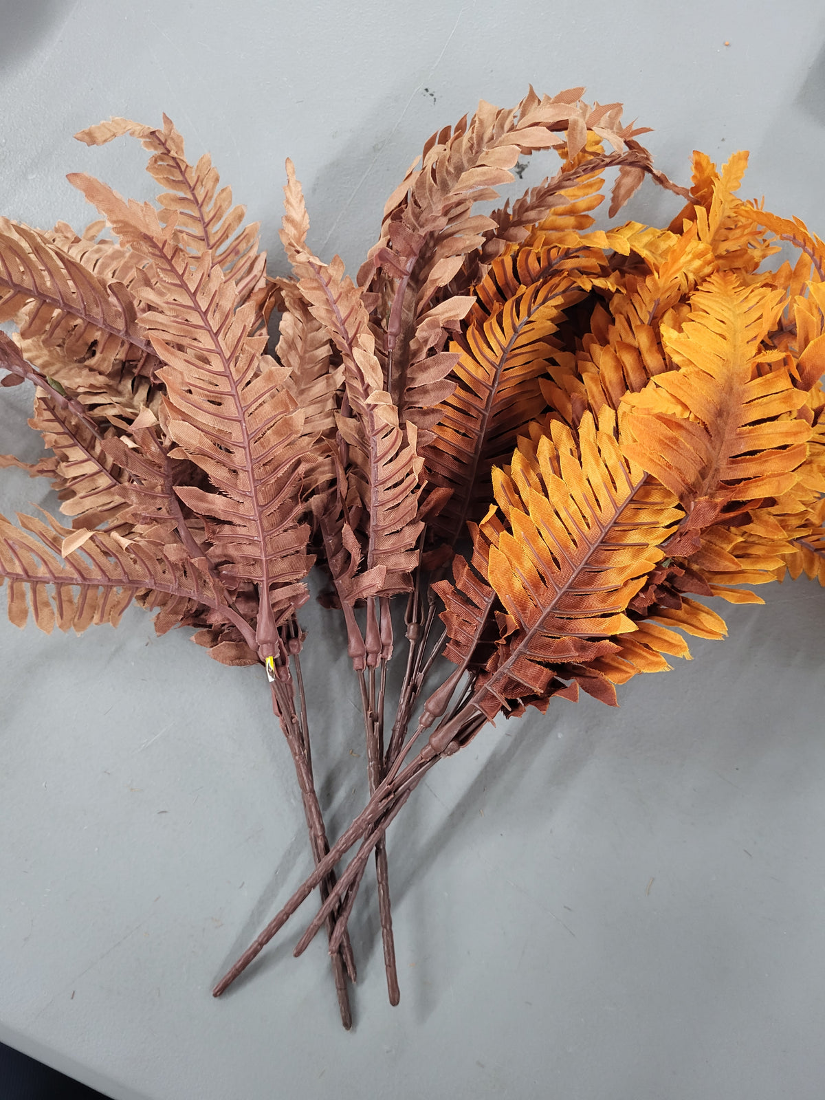 Artificial Autumn Fern Stems (6pcs)