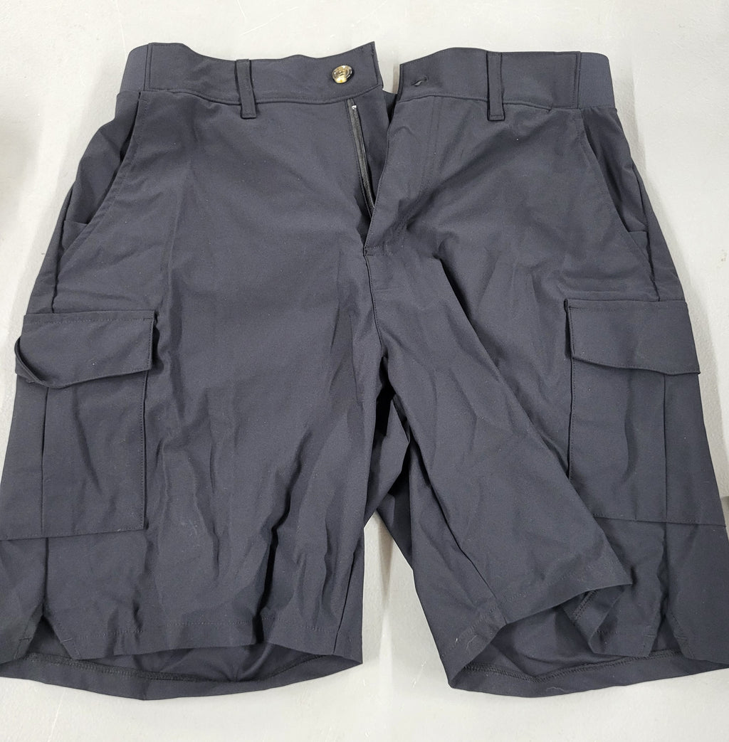 Women's hiking Cargo Shorts (Size Medium)