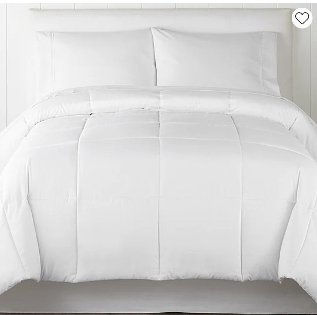 Home Expressions Down Alternative Comforter (King)