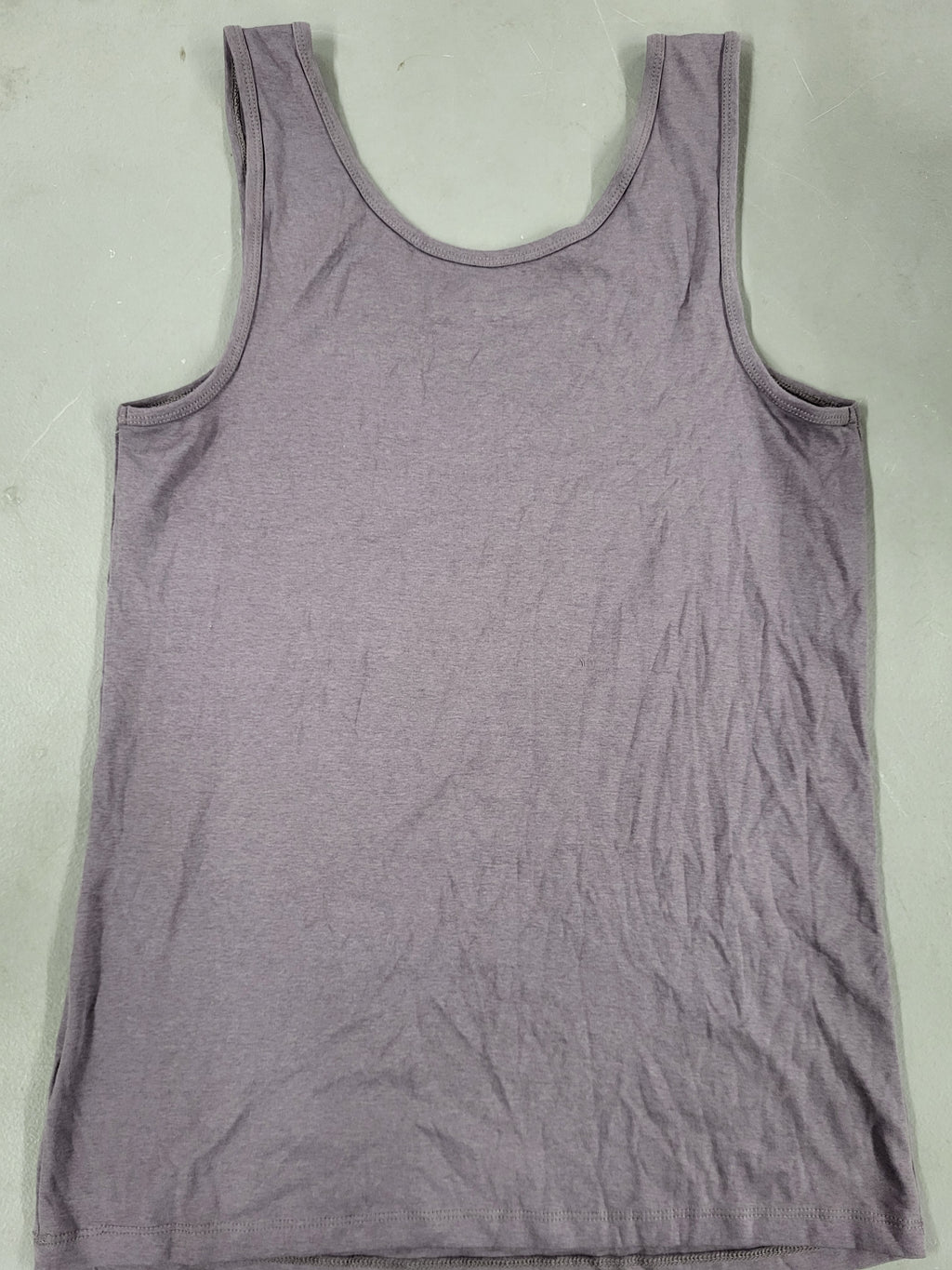 Amazon Essentials Women's Scoop Neck Tank Top (XL)