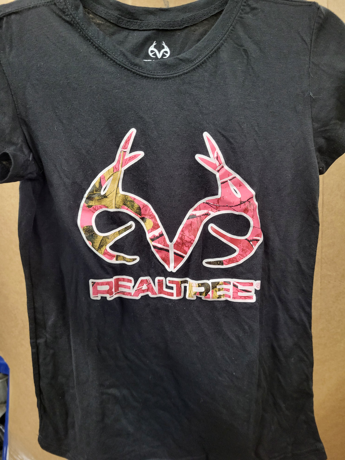 Pink Camo Realtree T-Shirt (Small)