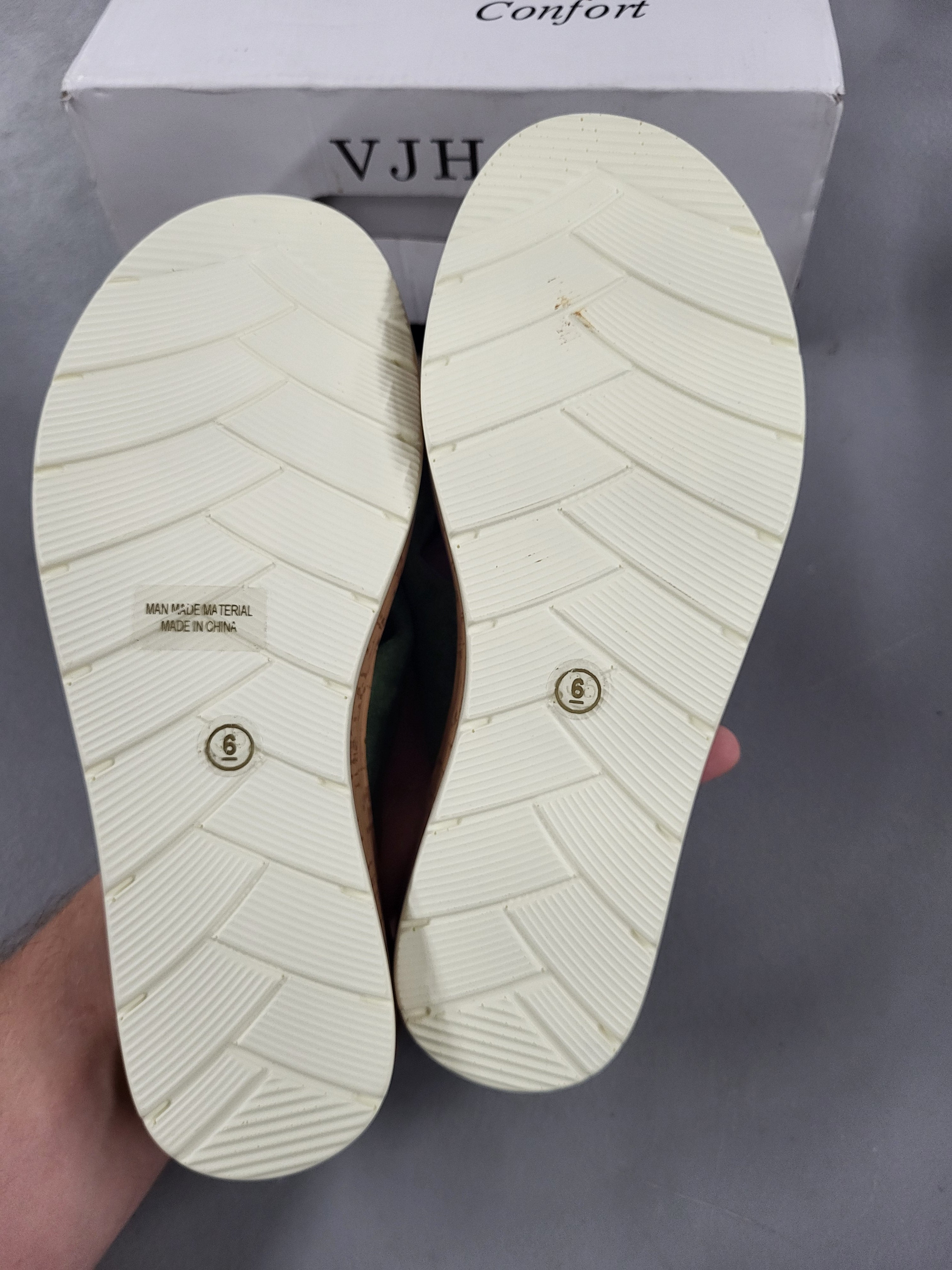 VJH Wedge Flip Flops (Women's 6)