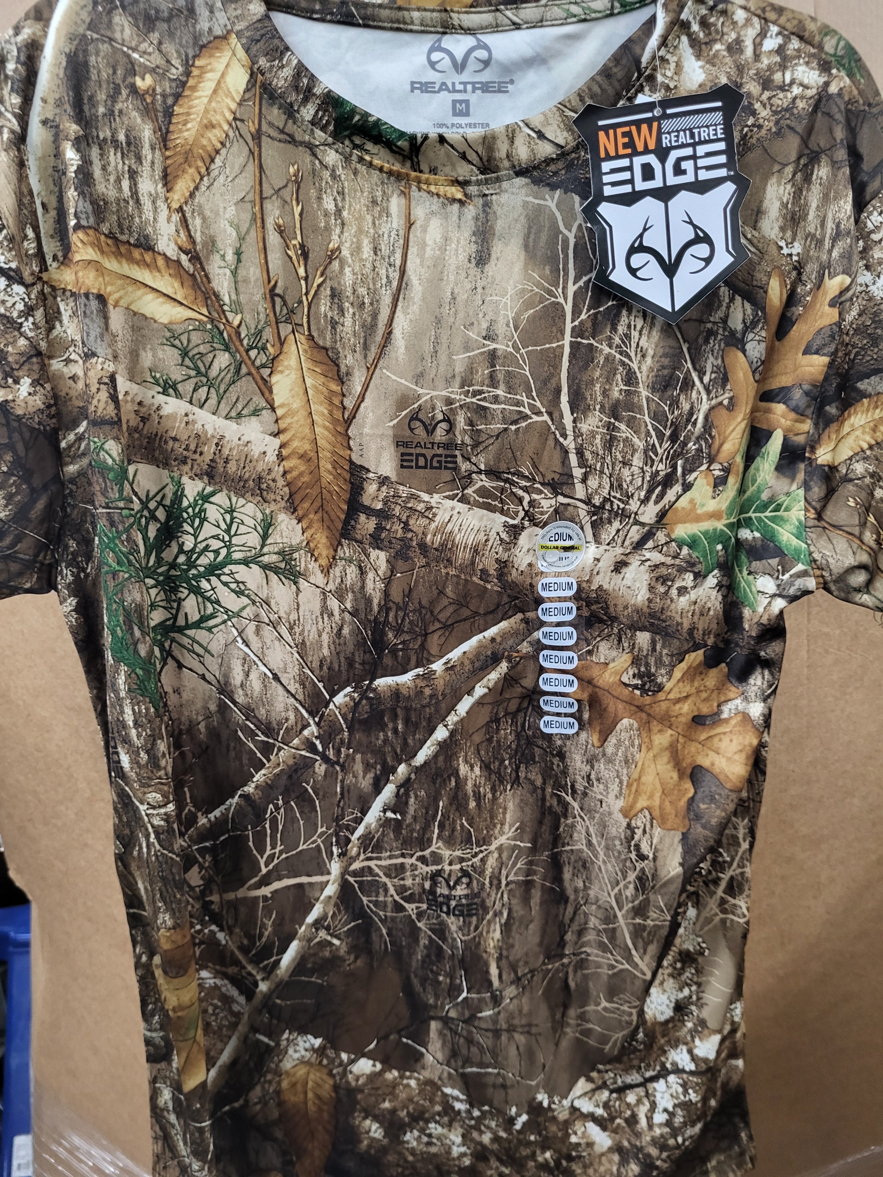 Realtree Camp T-Shirt (Medium)