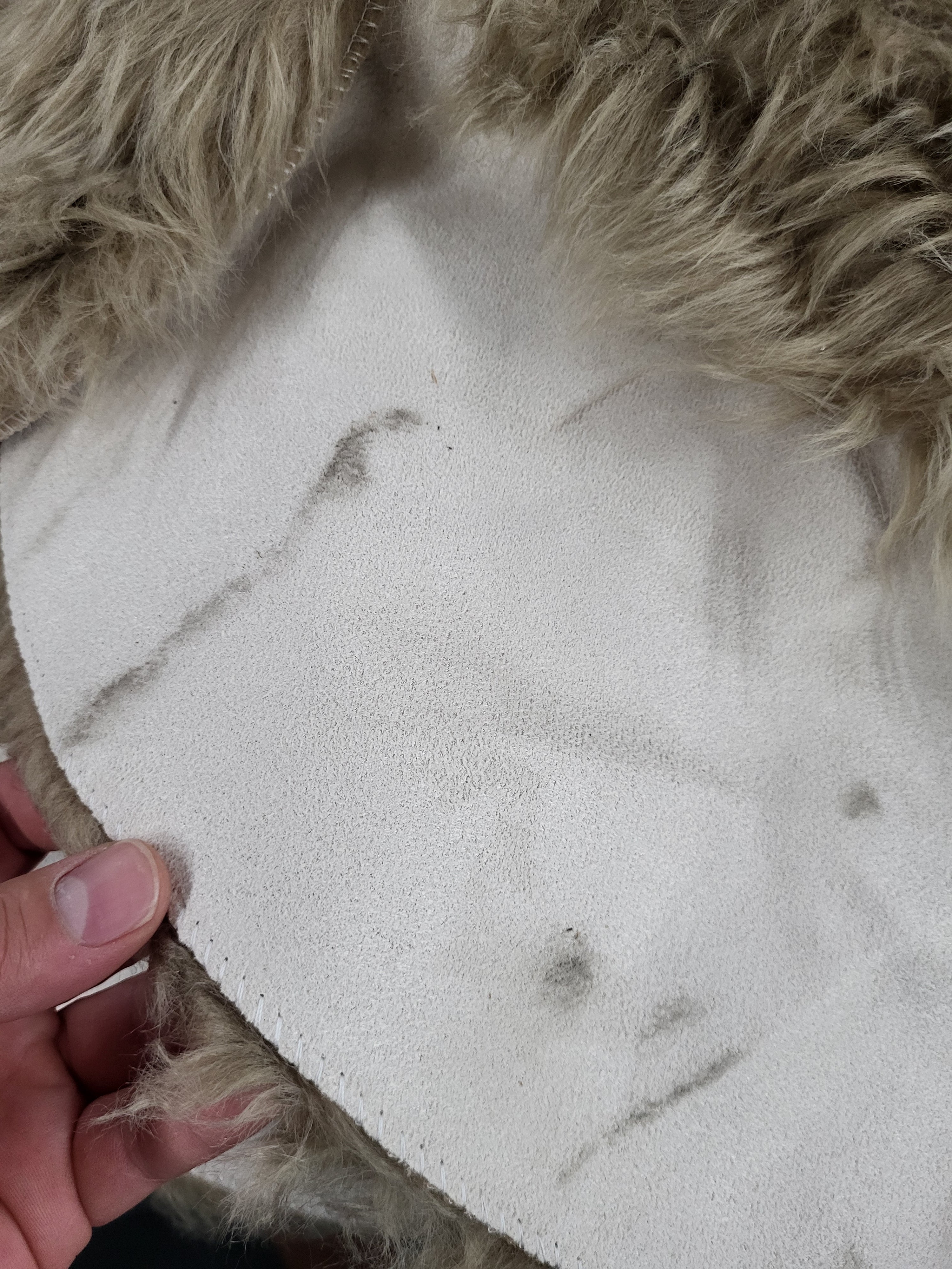 ORINOVA Beige Shag Faux Sheepskin Washable 4X6 Fur Rug for Living Room Bedroom Fluffy Furry Area Rug Rectangle Nursery Decor Rug