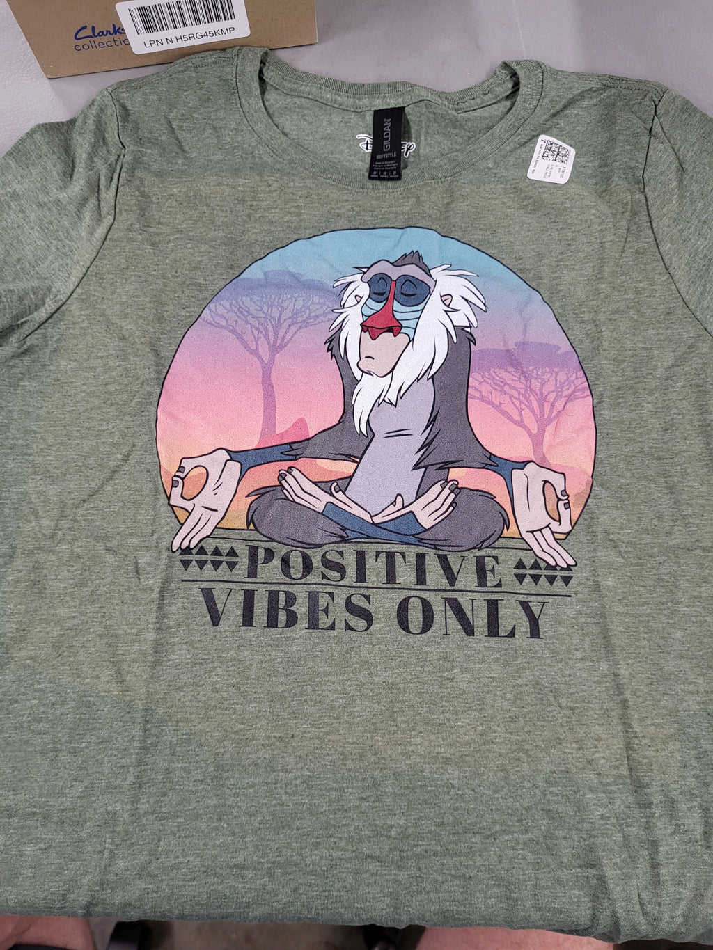Lion King "Positive Vibes Only" T-Shirt (Size Women's Medium)