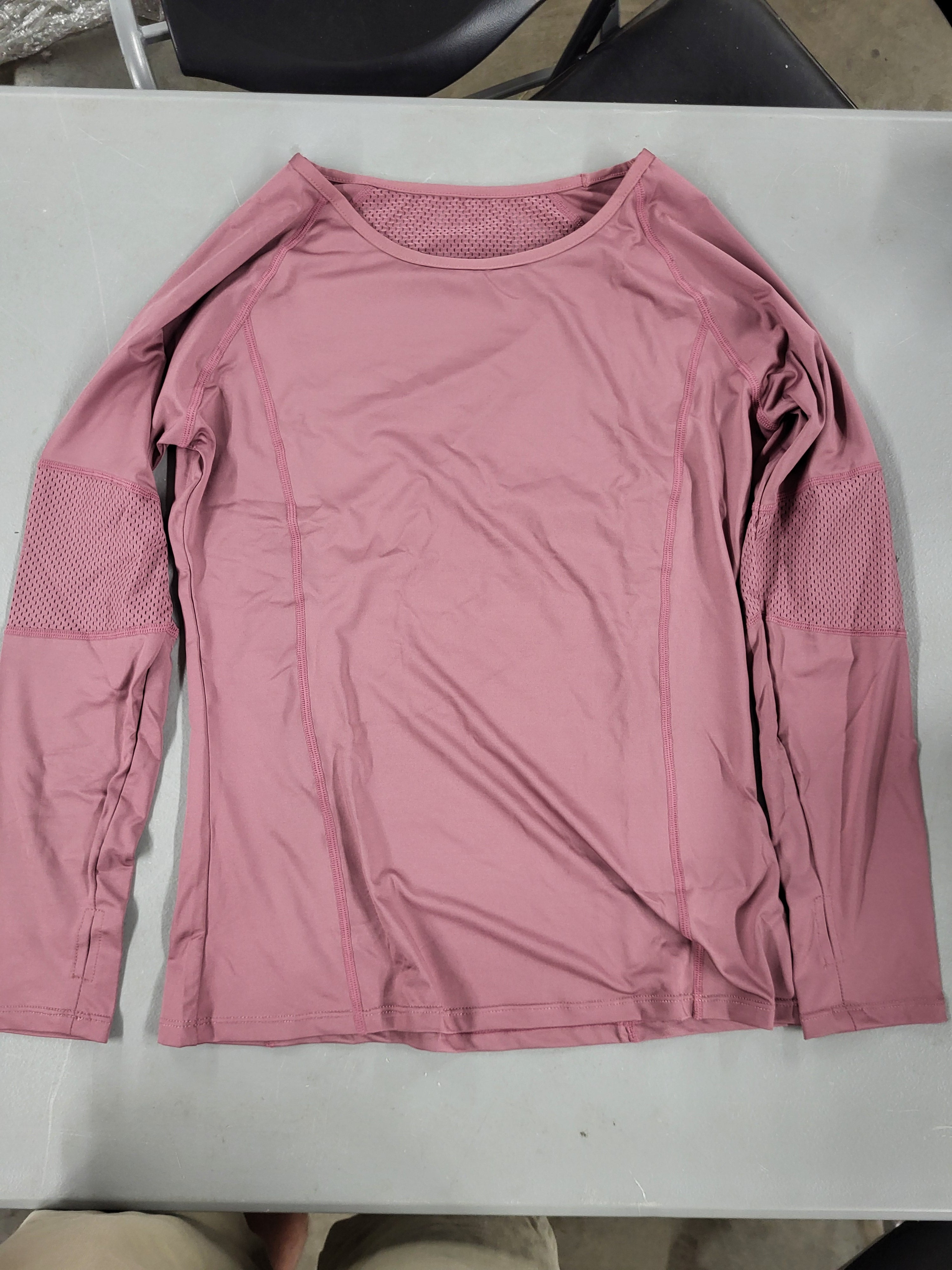 Dream Slim Long Sleeve Workout Top (Size XL)