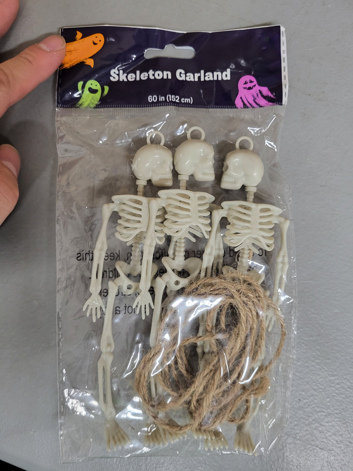 Skeleton Garland (11 Total Skeletons)
