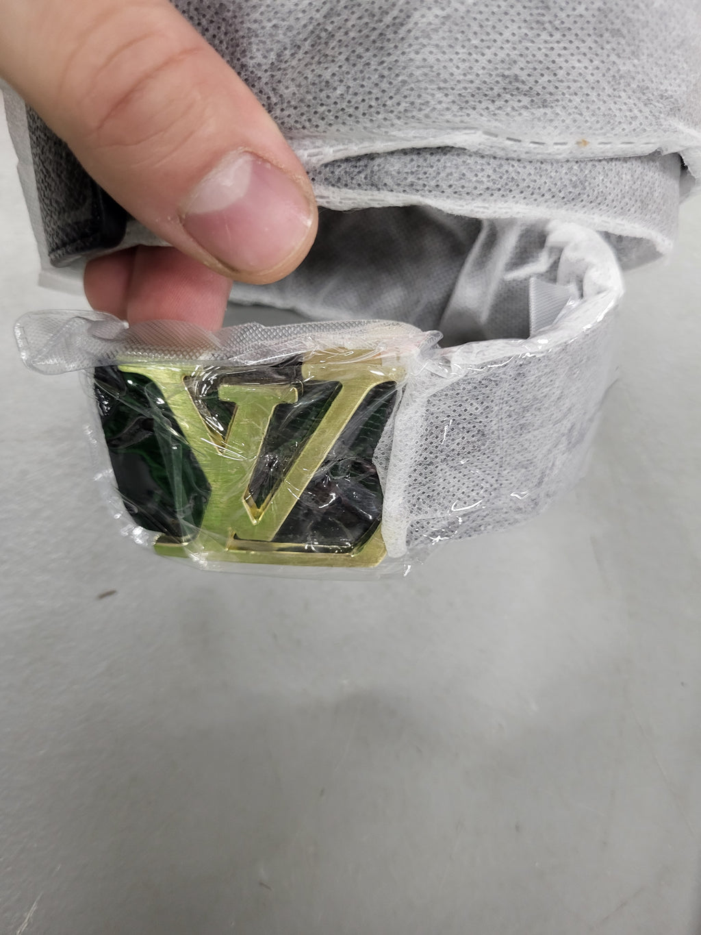Fashion Belt, *NOT A REAL LOUIS VUITTON!* (Size 34-36)