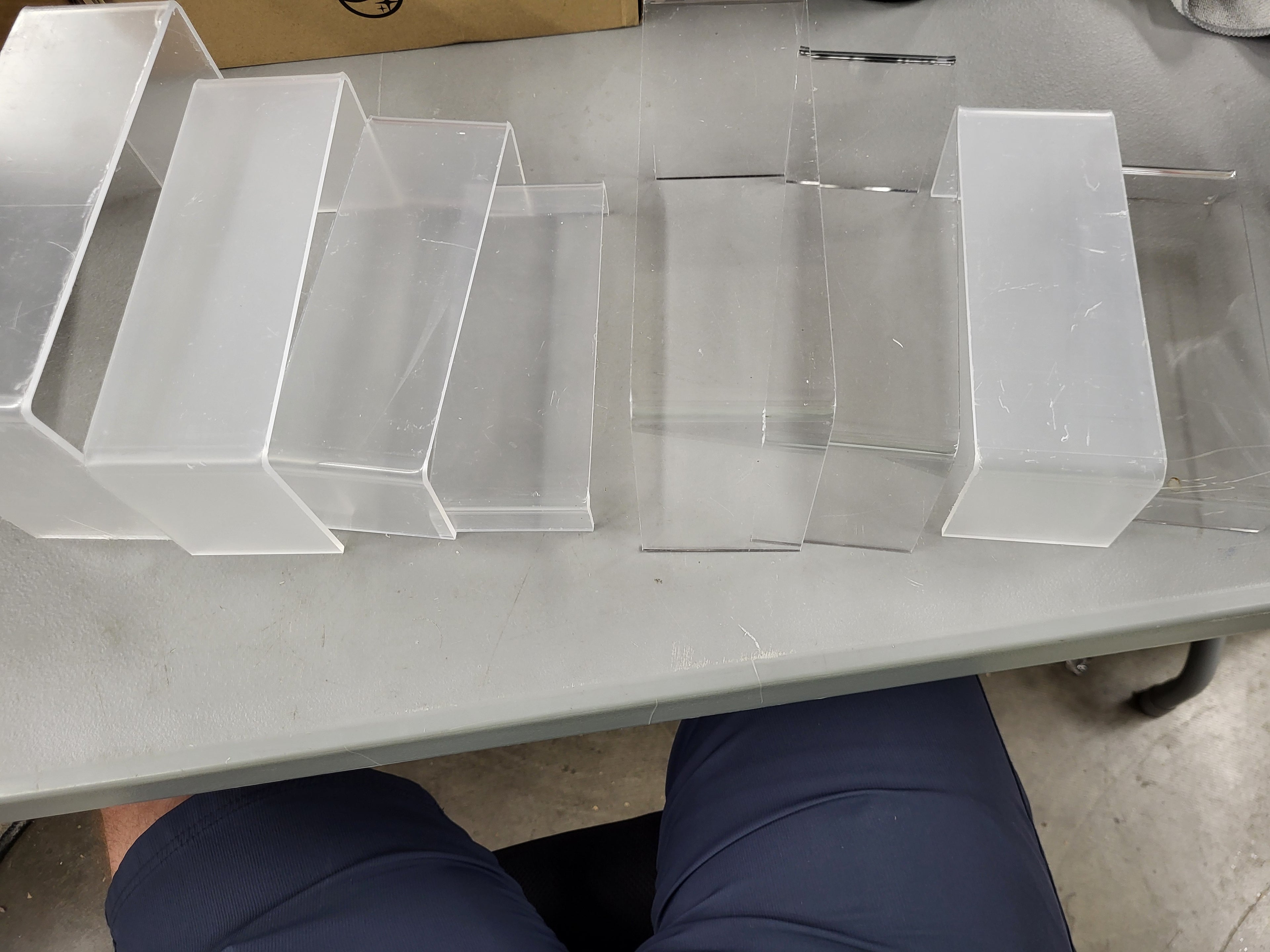 Aheroi Large Acrylic Risers, 8 Pcs 2 Set(7â€L~8â€L~9â€L) Acrylic Display Set Rectangular Stands Shelf Clear Display Risers for Decor, Cake Shelves Retail Shoe Showcase