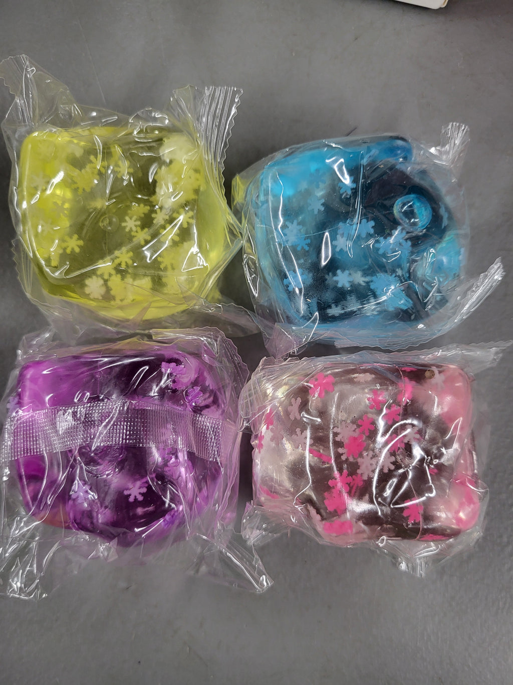 Squishy Snowflake Stress Cube (4 pack)