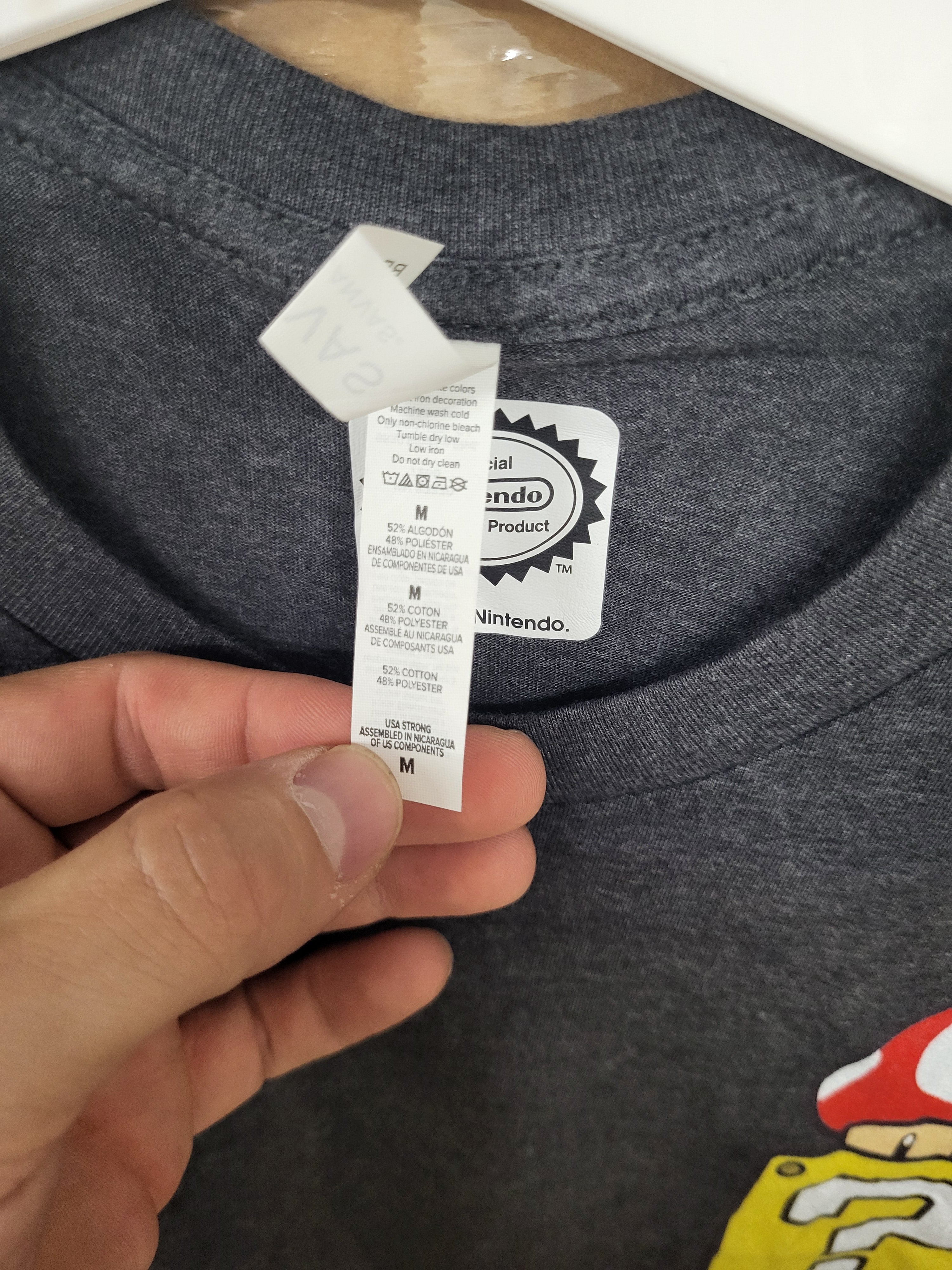 Mario T-Shirt (Medium)