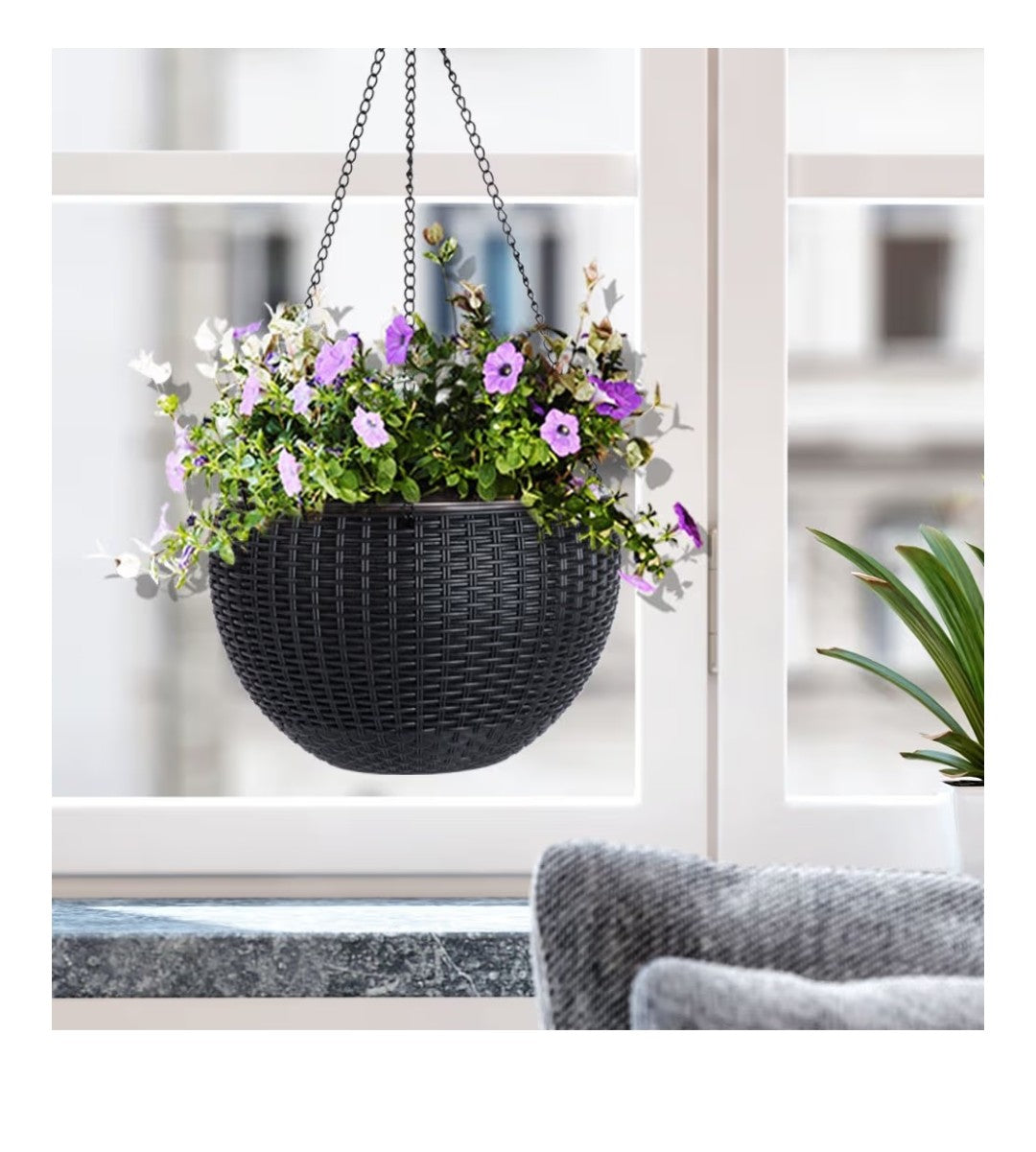 11in Round Self Watering Hanging Basket (Black)
