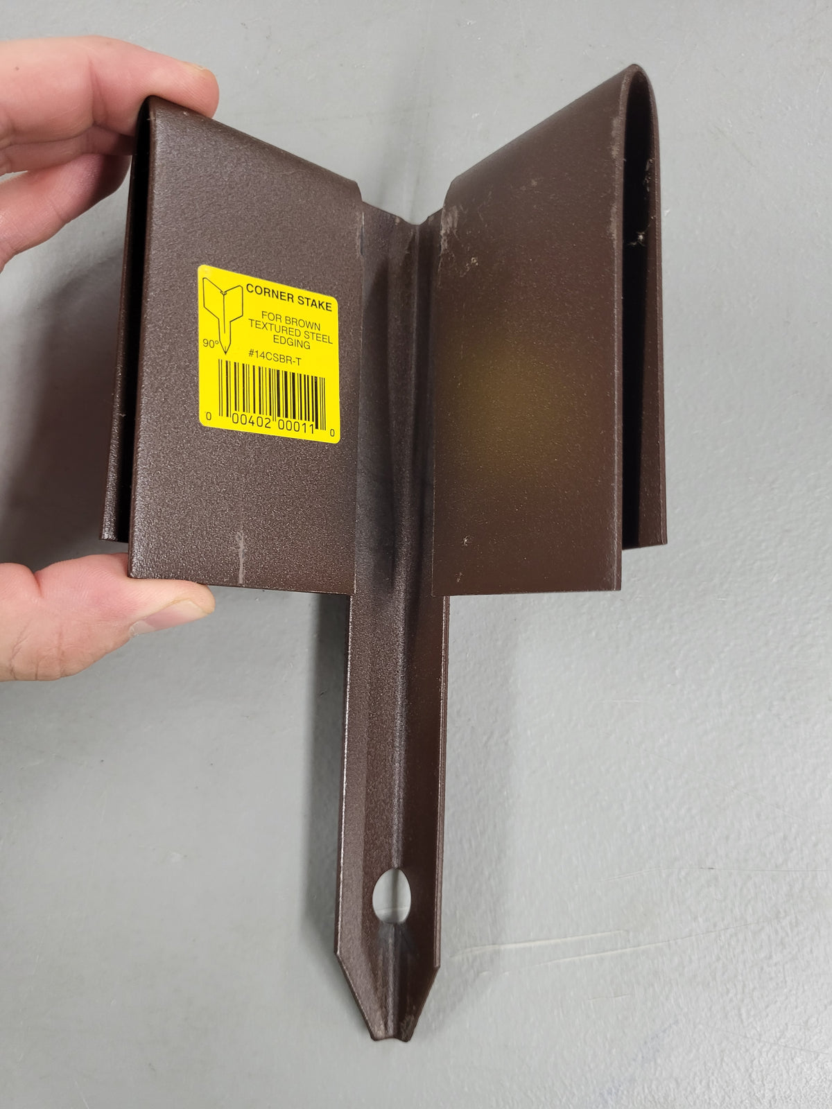 Textured Corner Stakes 8in x 14ga (4 pack)