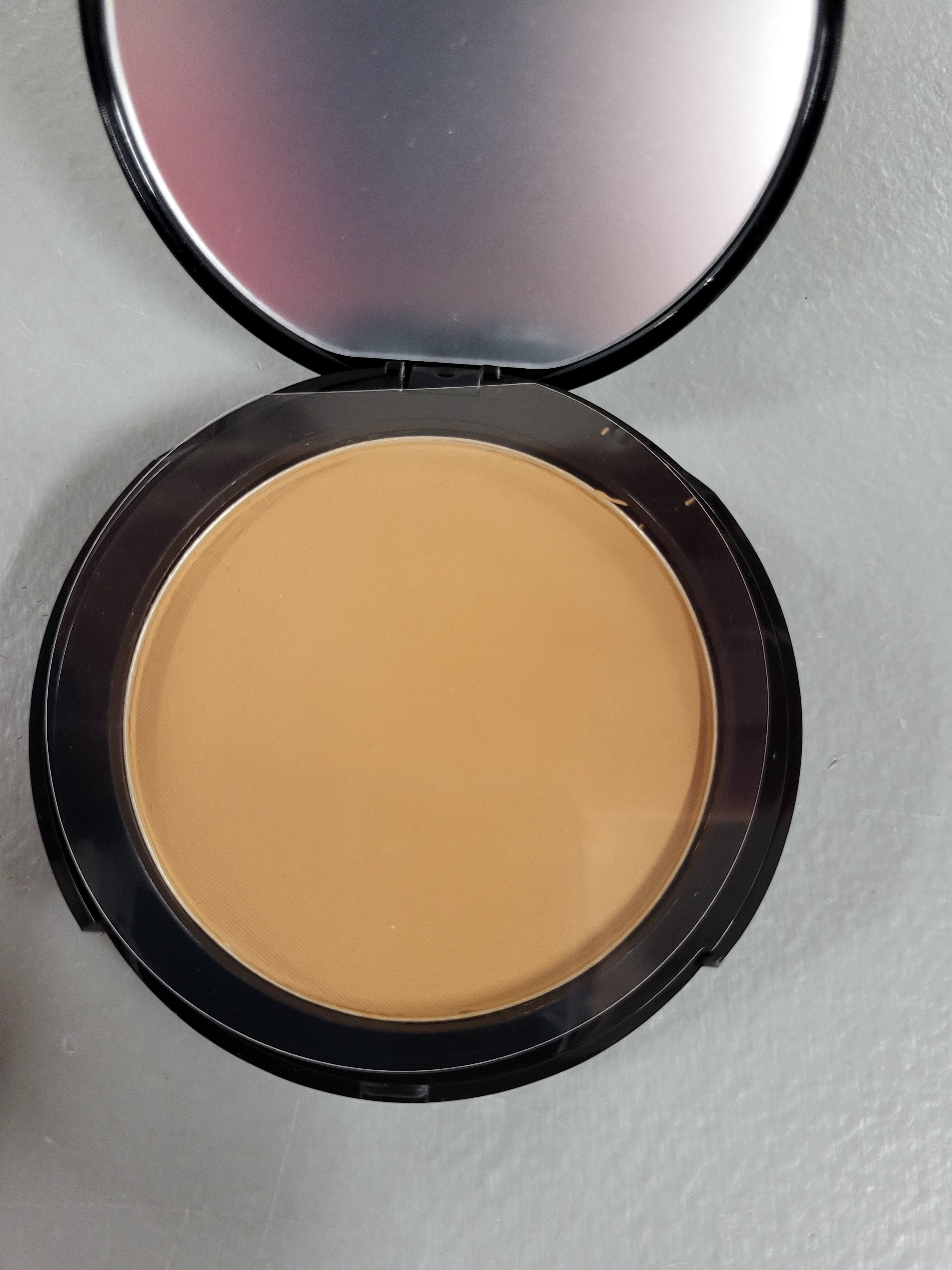 Compact Face Powder