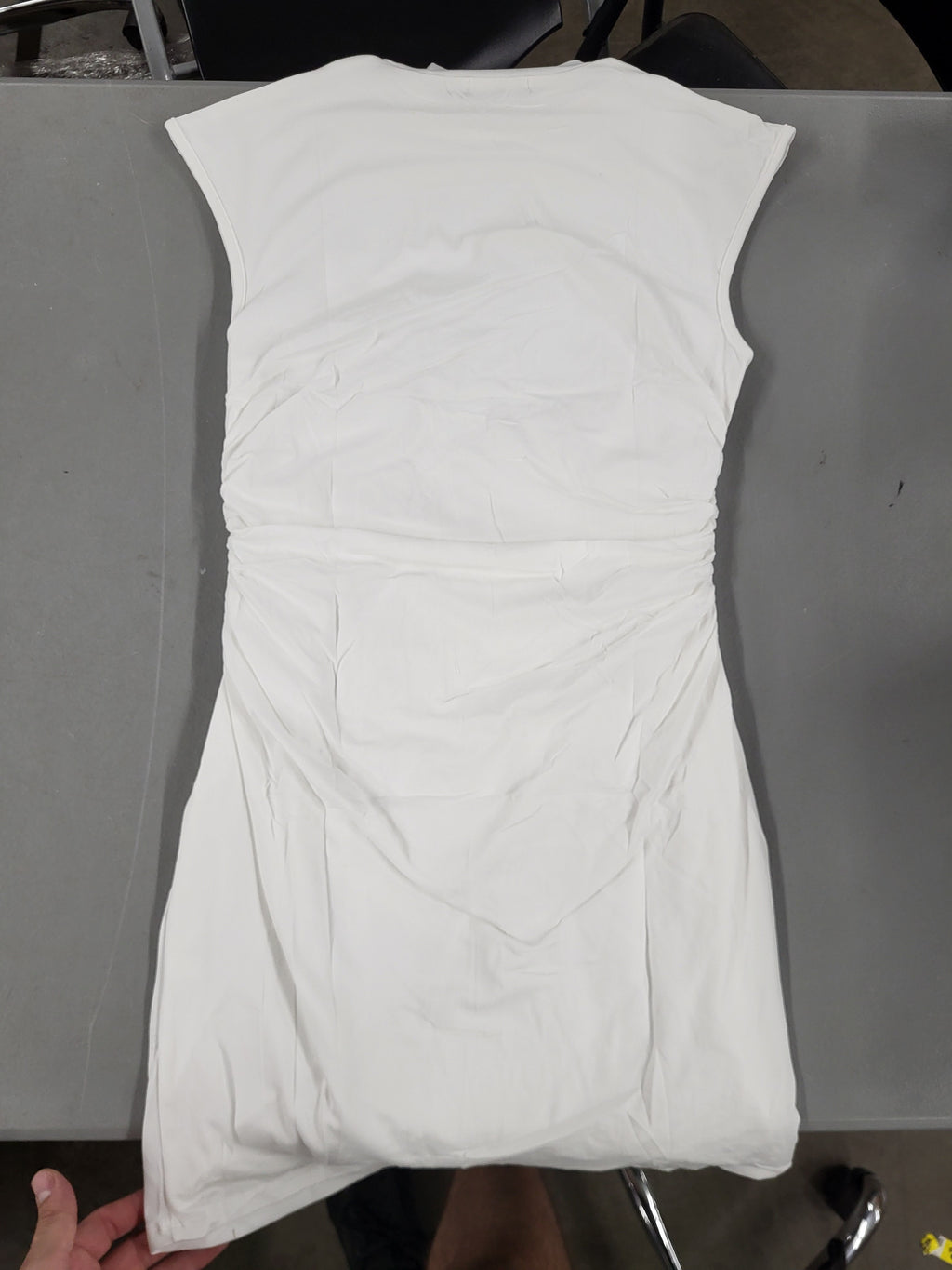 Ofeefan White Sleveless Cocktail Dress (Size Medium)