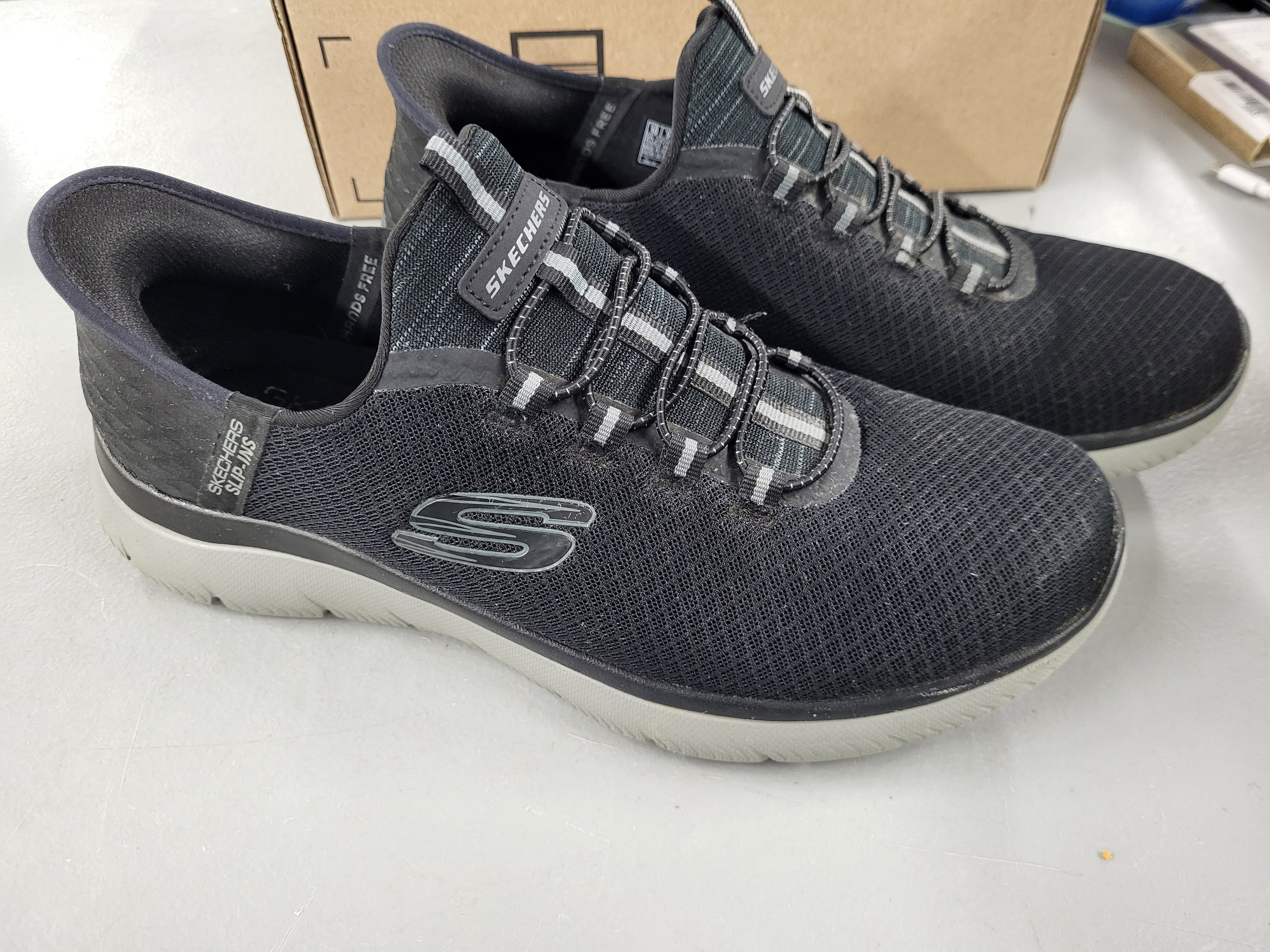 Sketchers Slip-Ins: Summit (Men's 10)