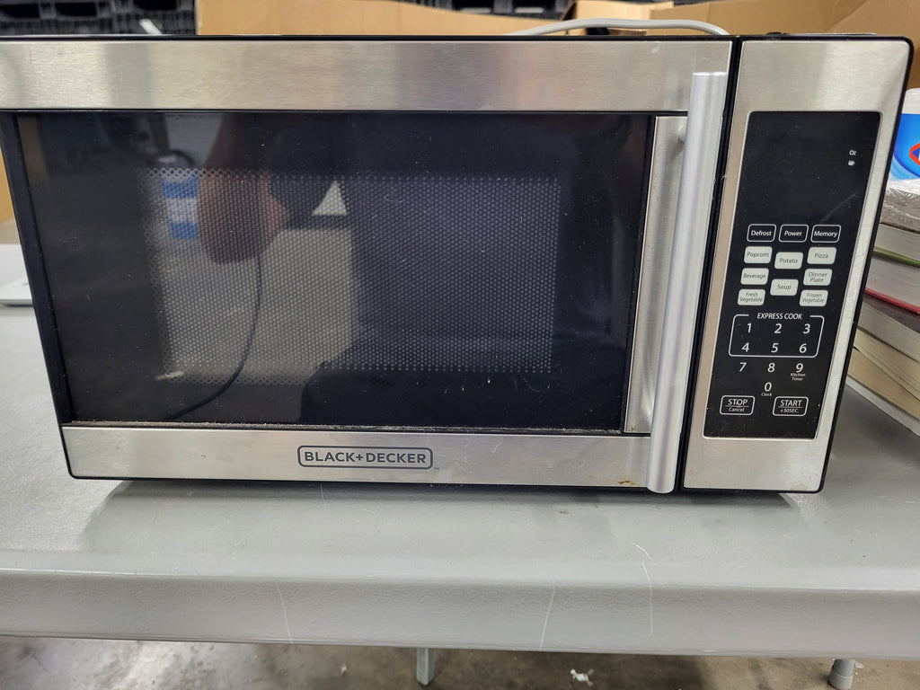 Black and Decker 0.7cu. ft. Microwave