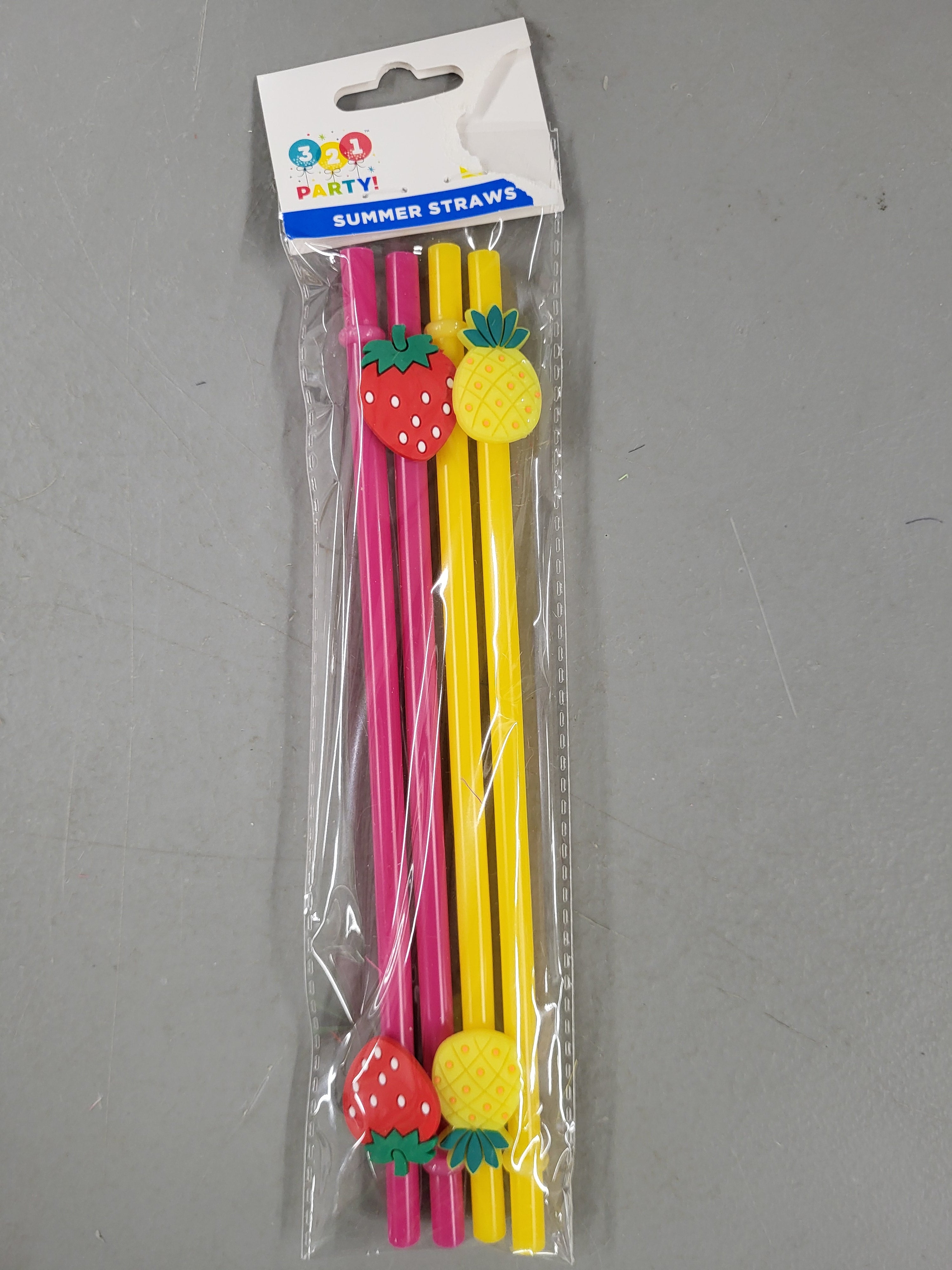 Strawberry and Pineapple Straws (20 total Straws)