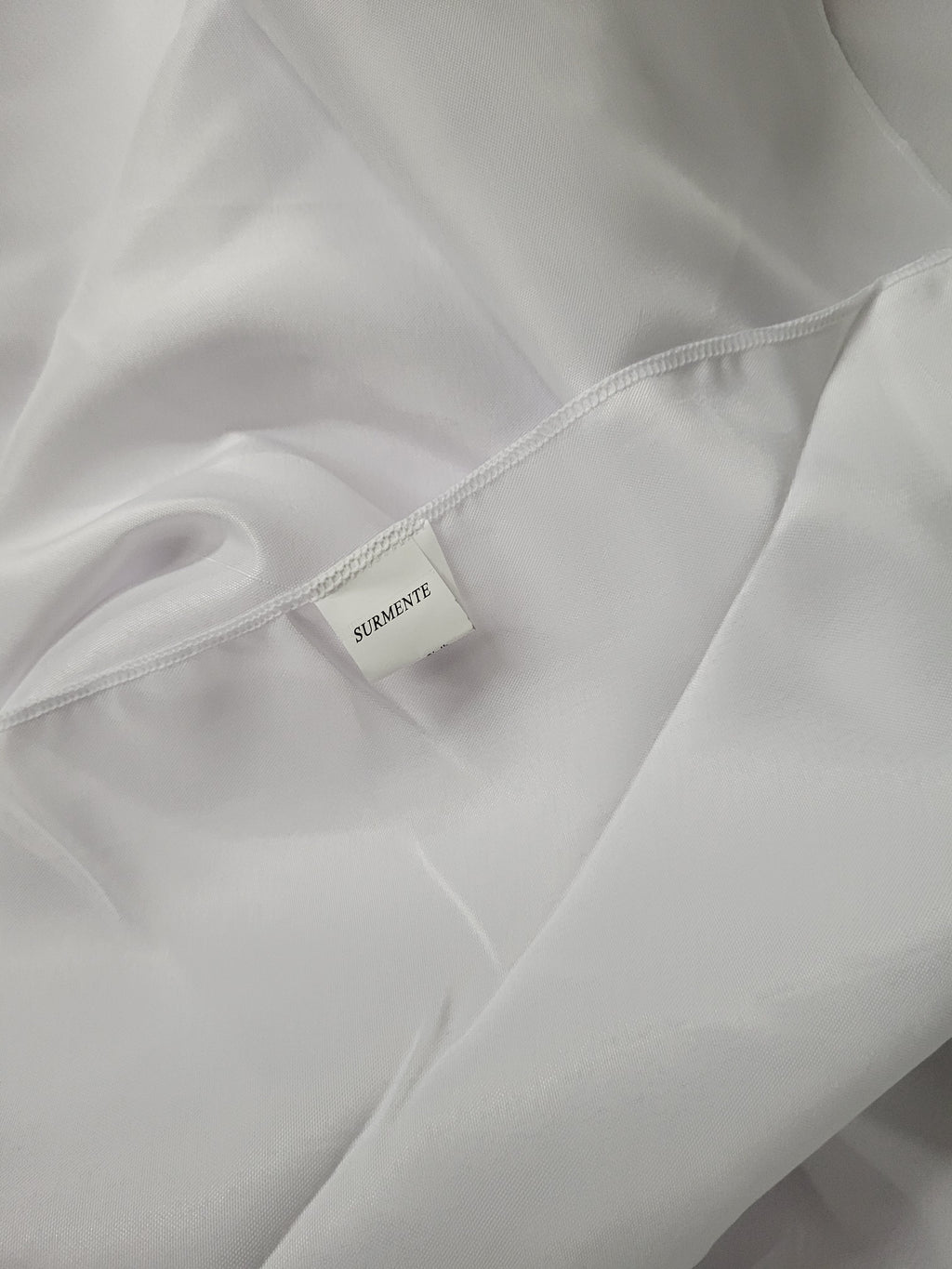 Surmente Round Tablecloth 10 Pack (132in)