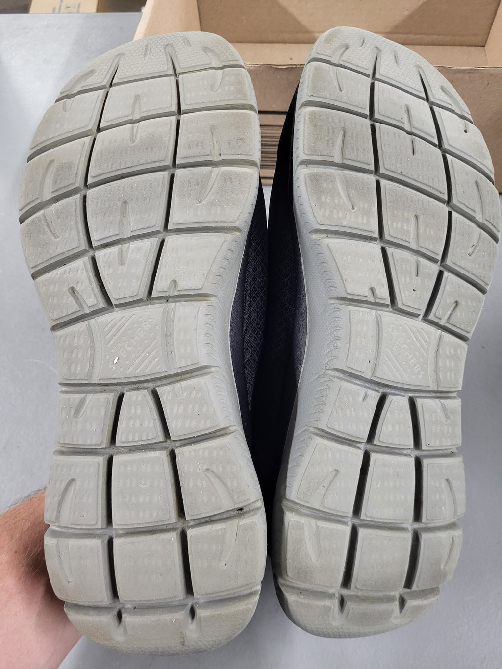Sketchers Slip-Ins: Summit (Men's 10)